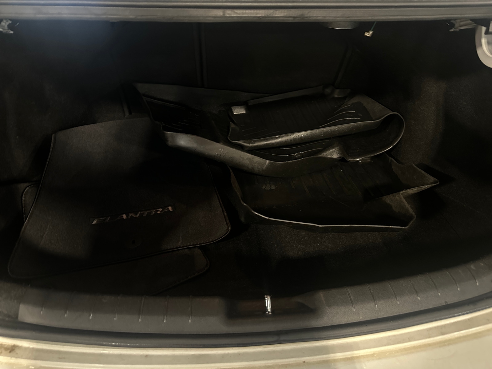 Thumbnail: 2019 Hyundai Elantra - 6