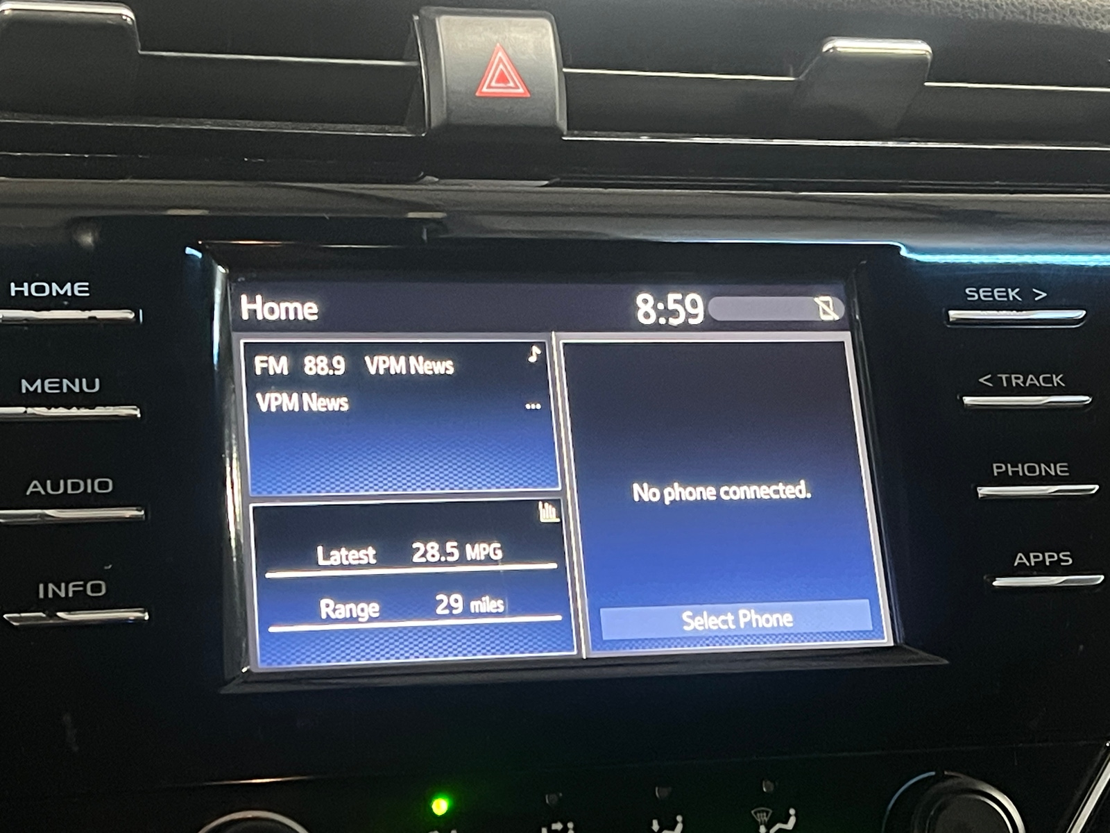 Thumbnail: 2018 Toyota Camry - 4