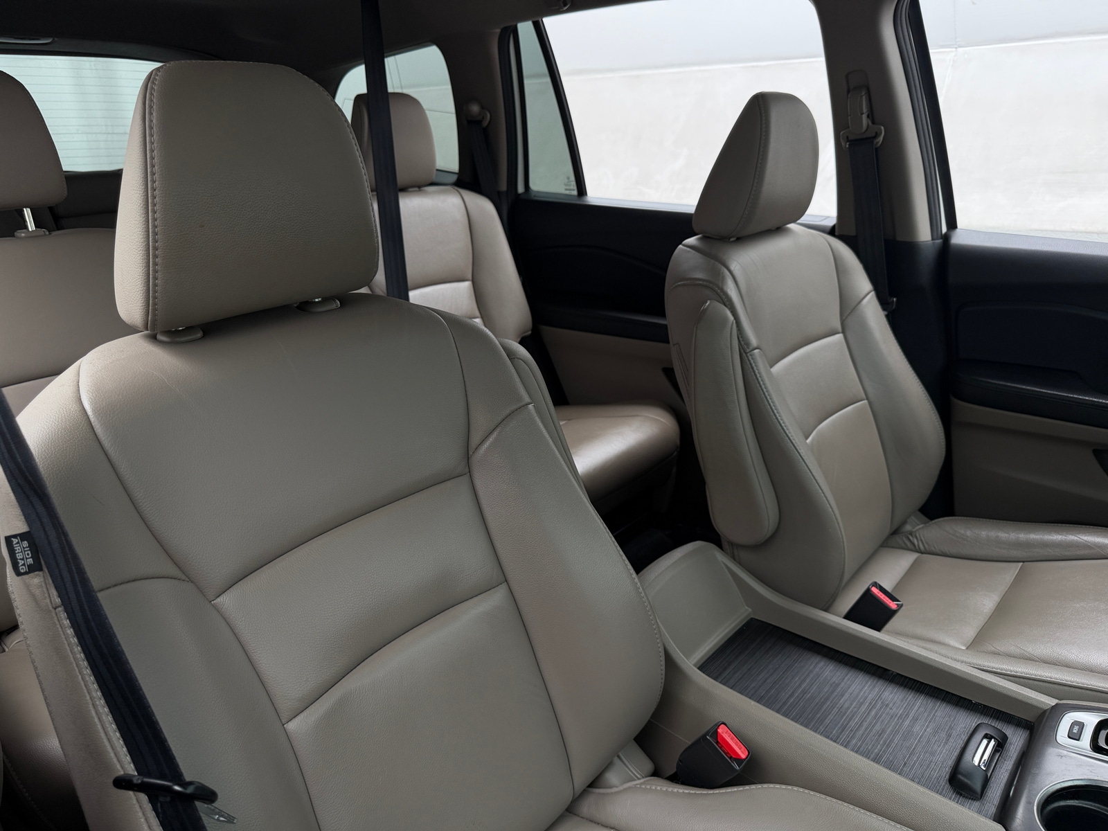 Thumbnail: 2016 Honda Pilot - 2