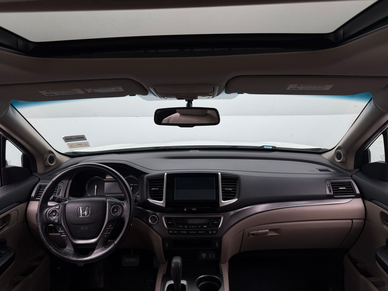 Thumbnail: 2016 Honda Pilot - 3