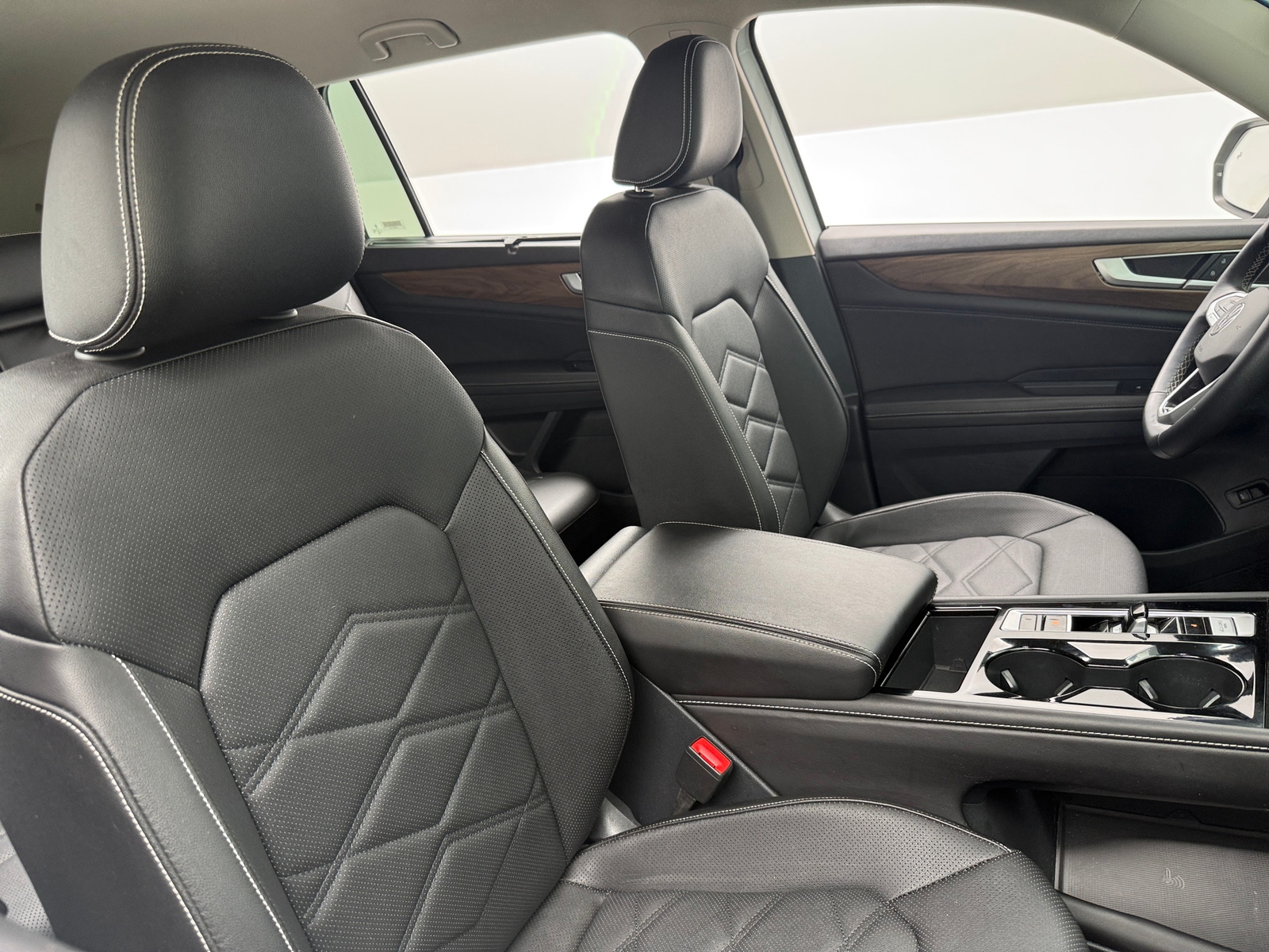 Thumbnail: 2025 Volkswagen Atlas - 2