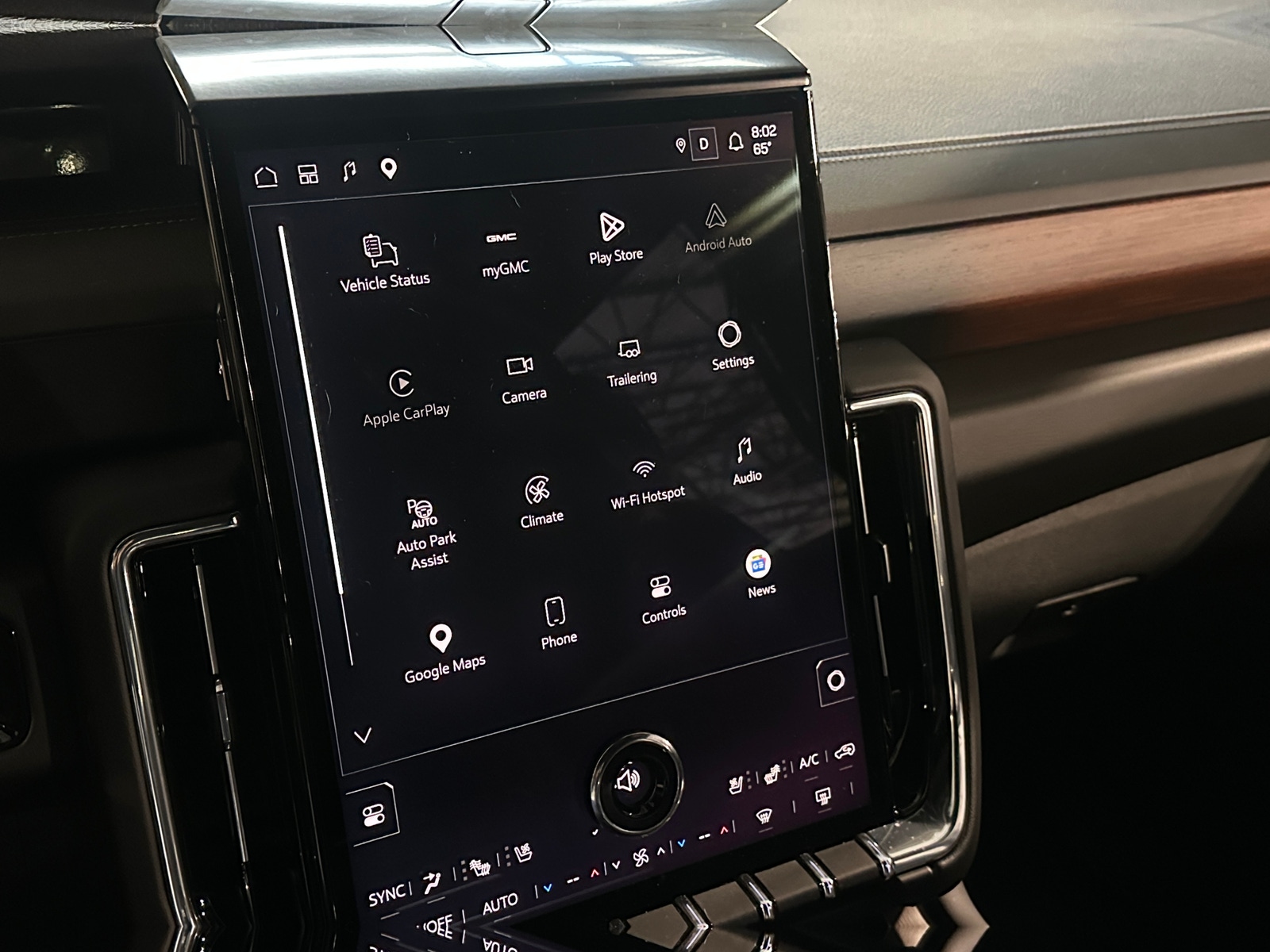 Thumbnail: 2025 GMC Yukon - 3