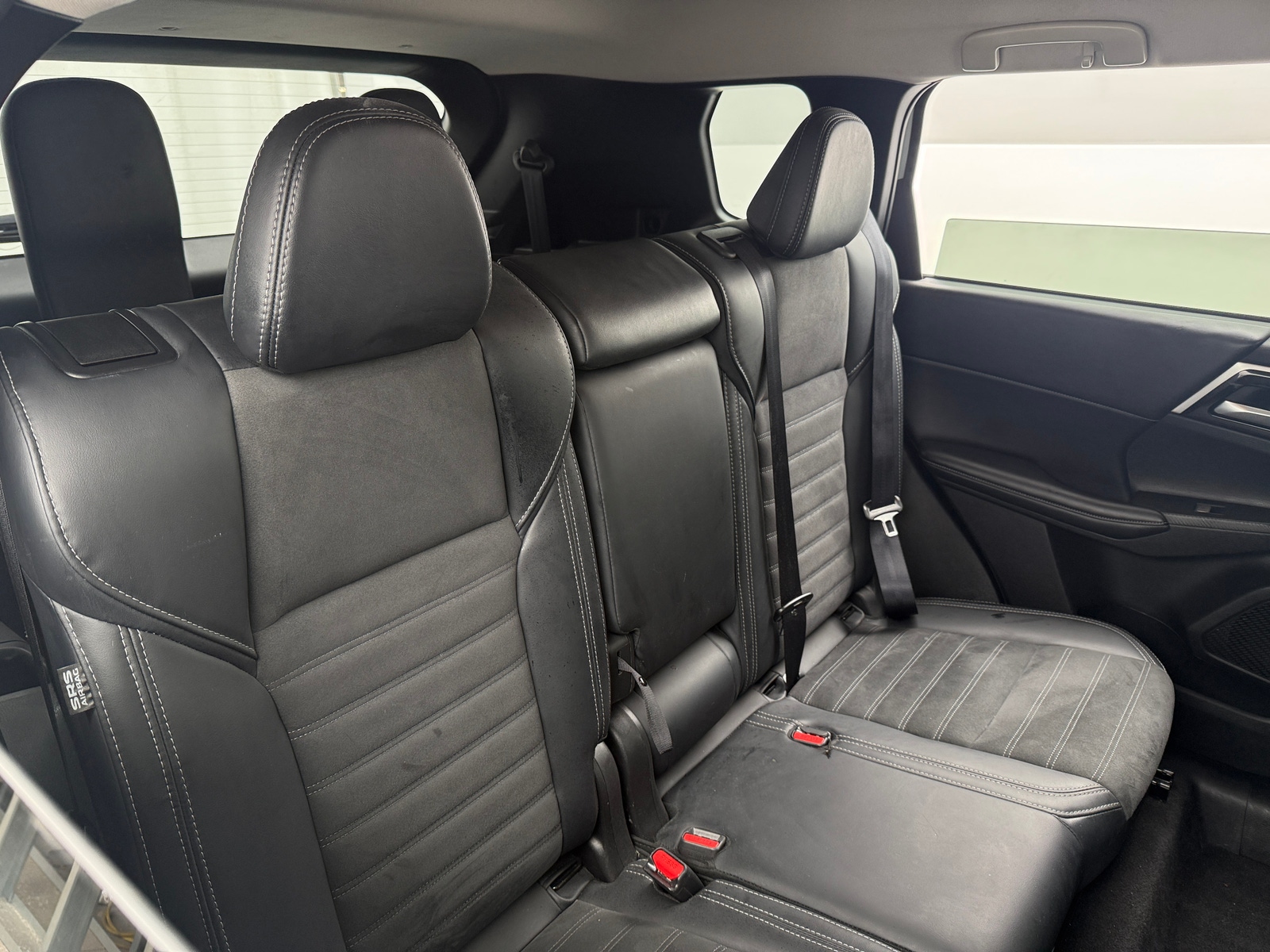 Thumbnail: 2024 Mitsubishi Outlander - 6