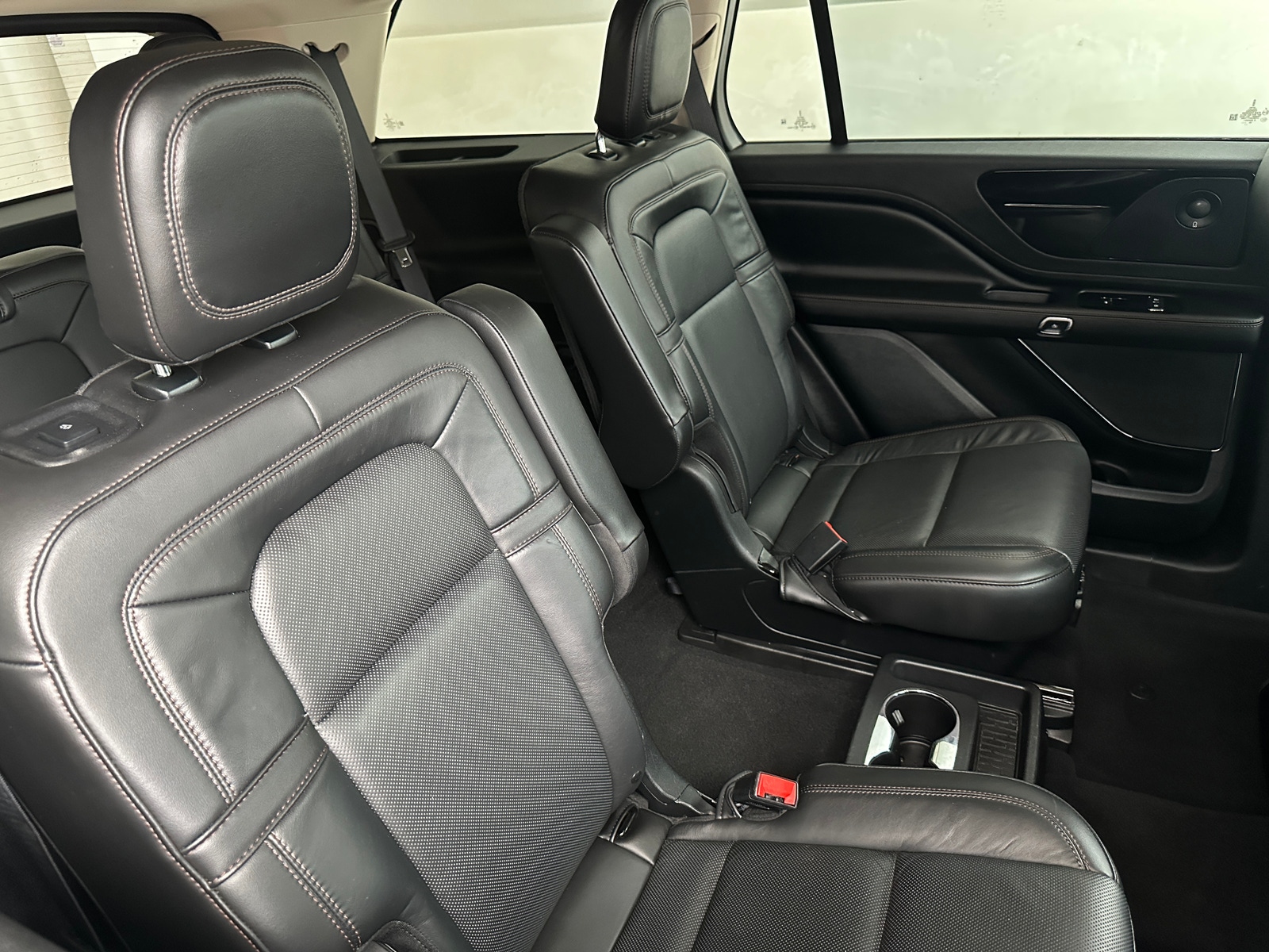 Thumbnail: 2024 Lincoln Aviator - 5