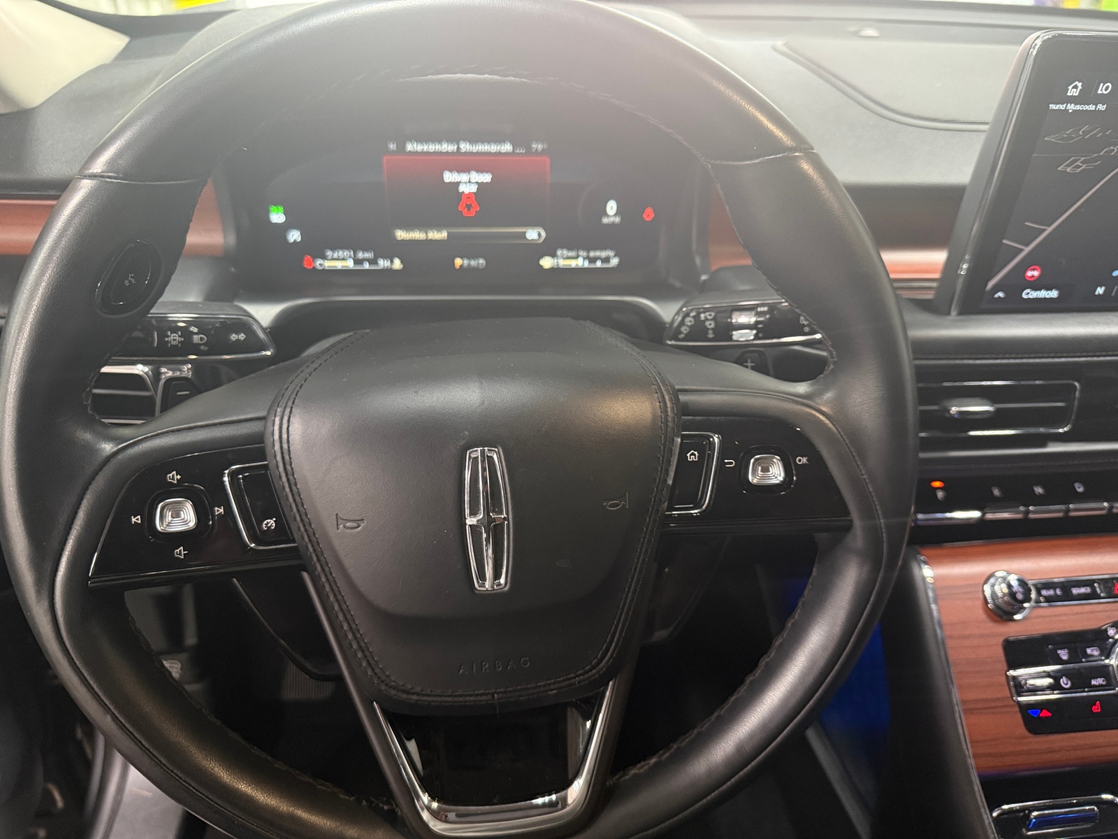Thumbnail: 2024 Lincoln Aviator - 4