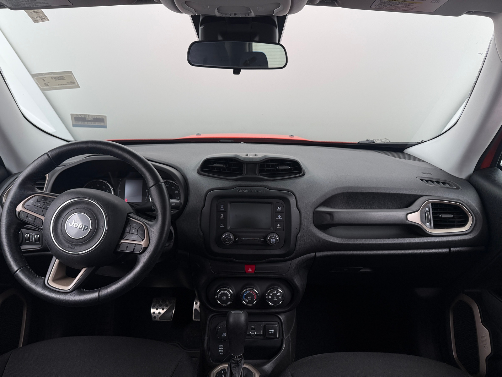 Thumbnail: 2016 Jeep Renegade - 3