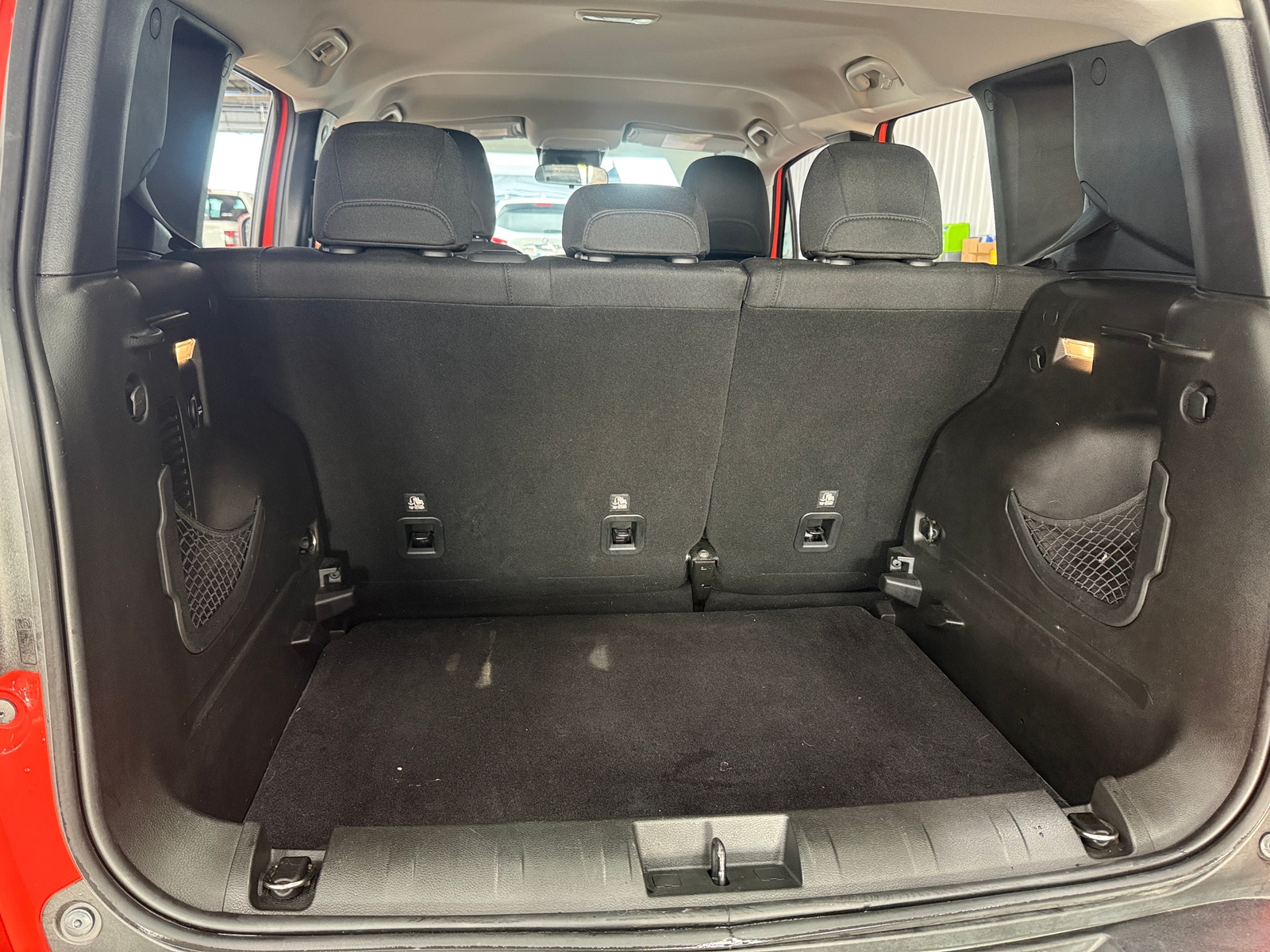 Thumbnail: 2016 Jeep Renegade - 7