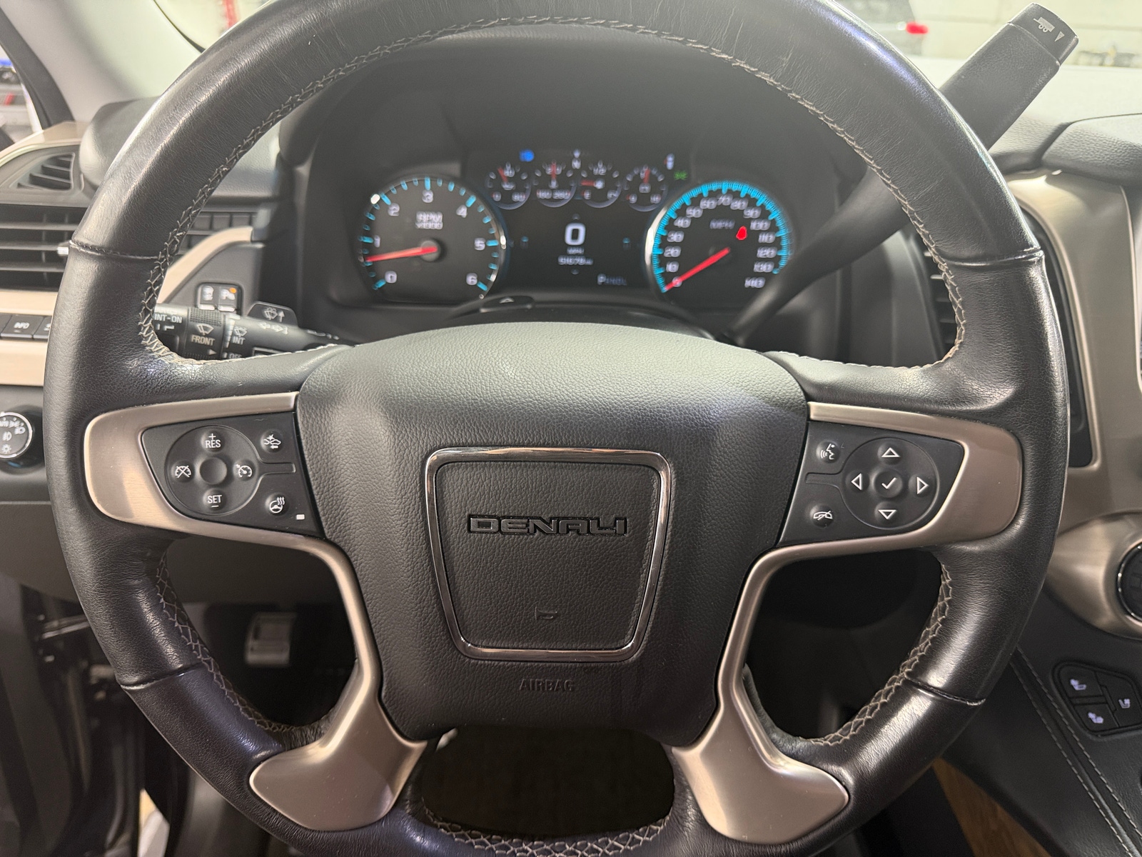 Thumbnail: 2018 GMC Yukon - 4