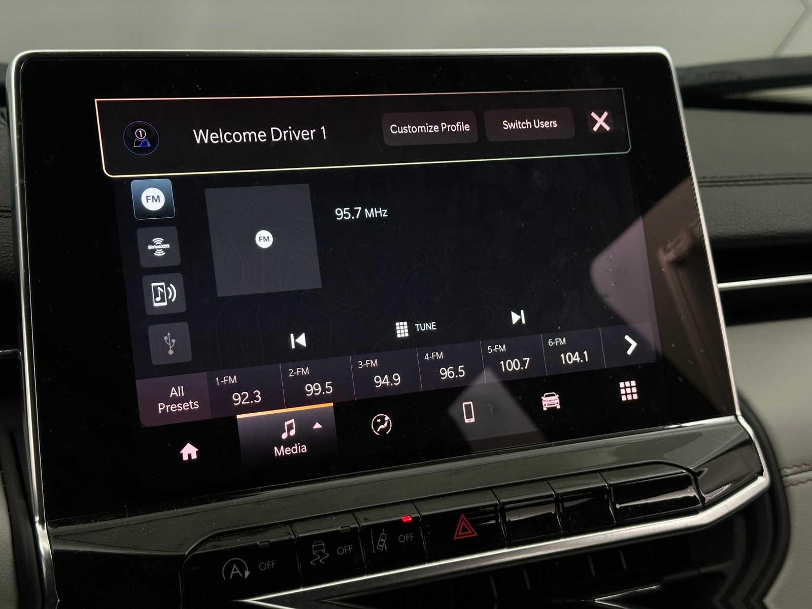Thumbnail: 2023 Jeep Compass - 3