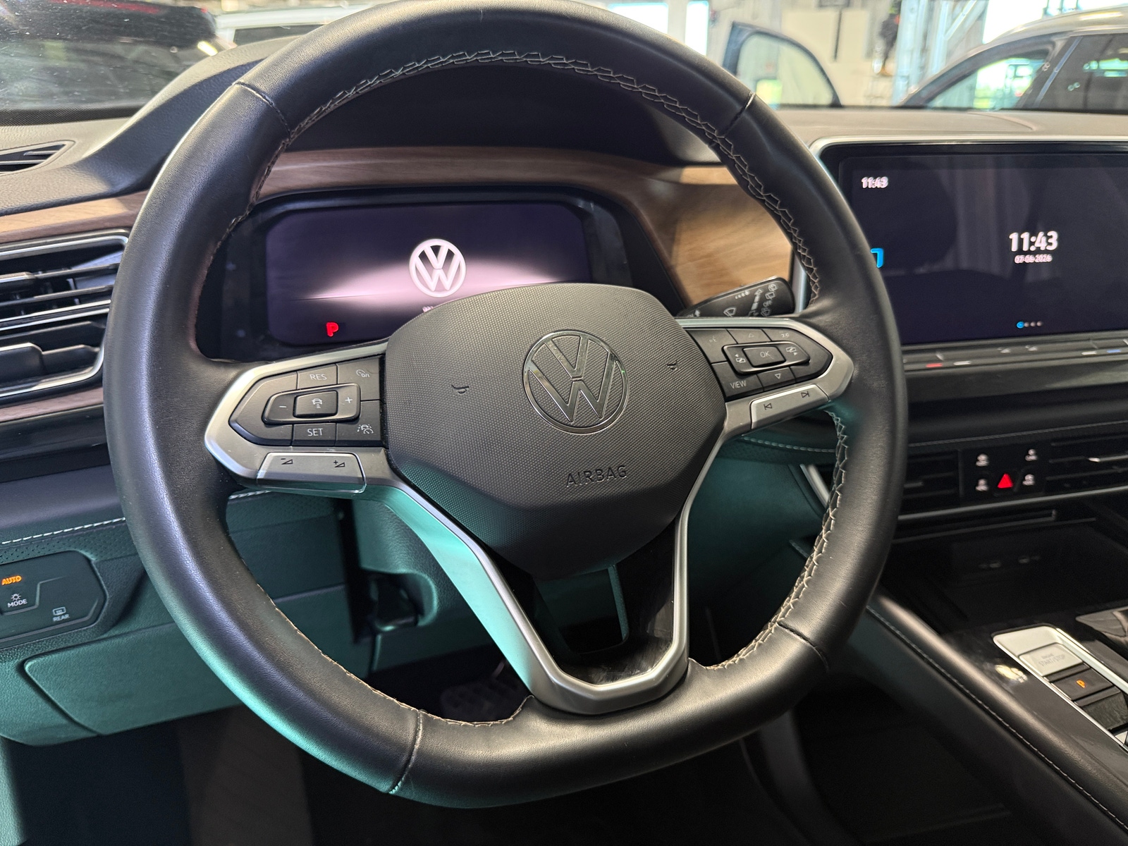 Thumbnail: 2025 Volkswagen Atlas - 5