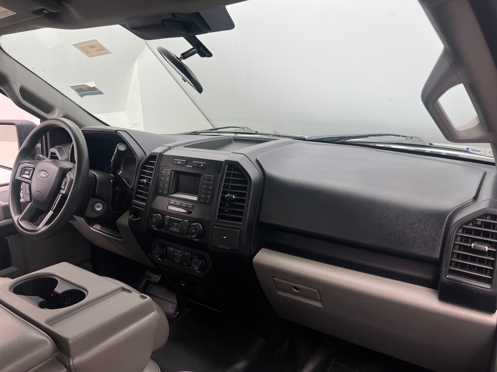 Thumbnail: 2020 Ford Econoline - 3