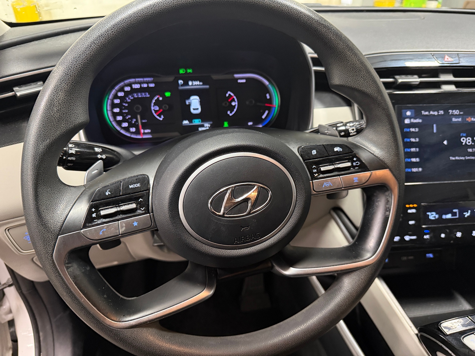 Thumbnail: 2022 Hyundai Tucson - 5