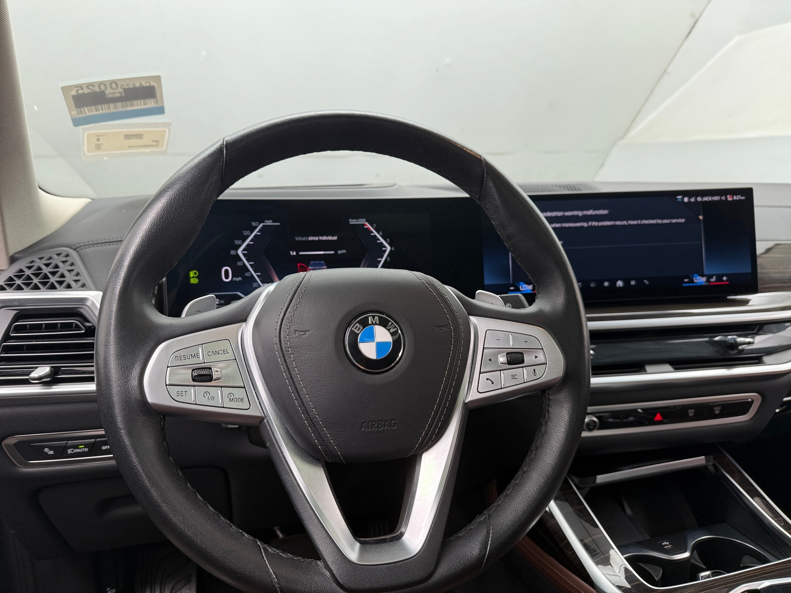 Thumbnail: 2025 BMW X7 - 4
