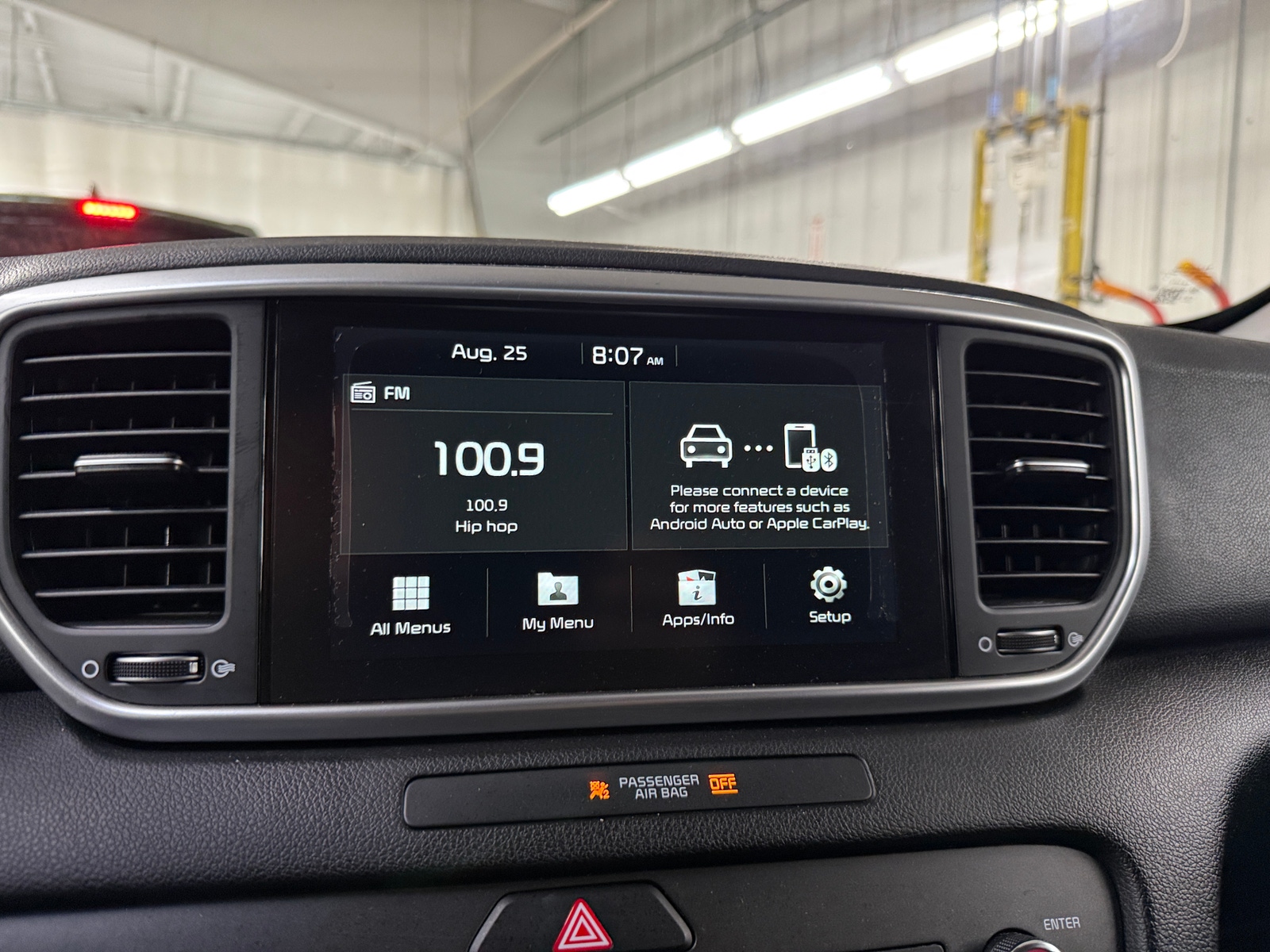 Thumbnail: 2020 Kia Sportage - 4