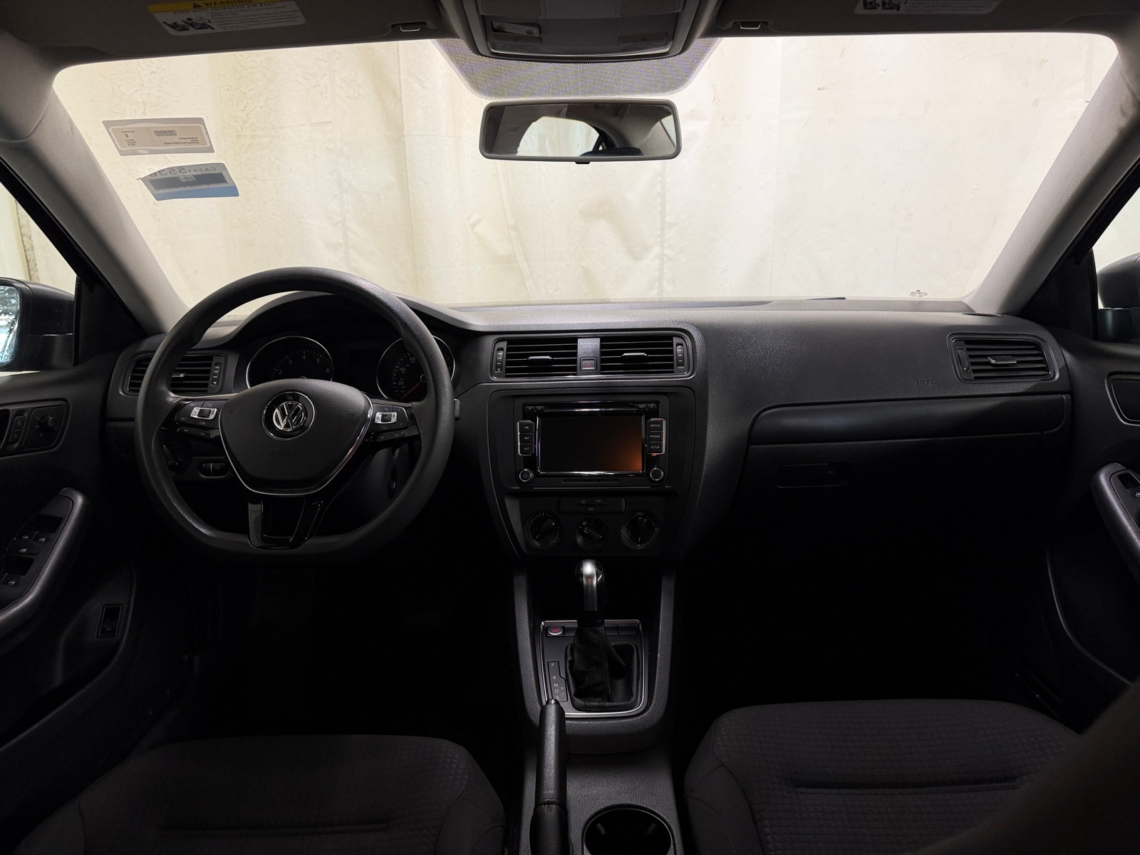 Thumbnail: 2015 Volkswagen Jetta - 3