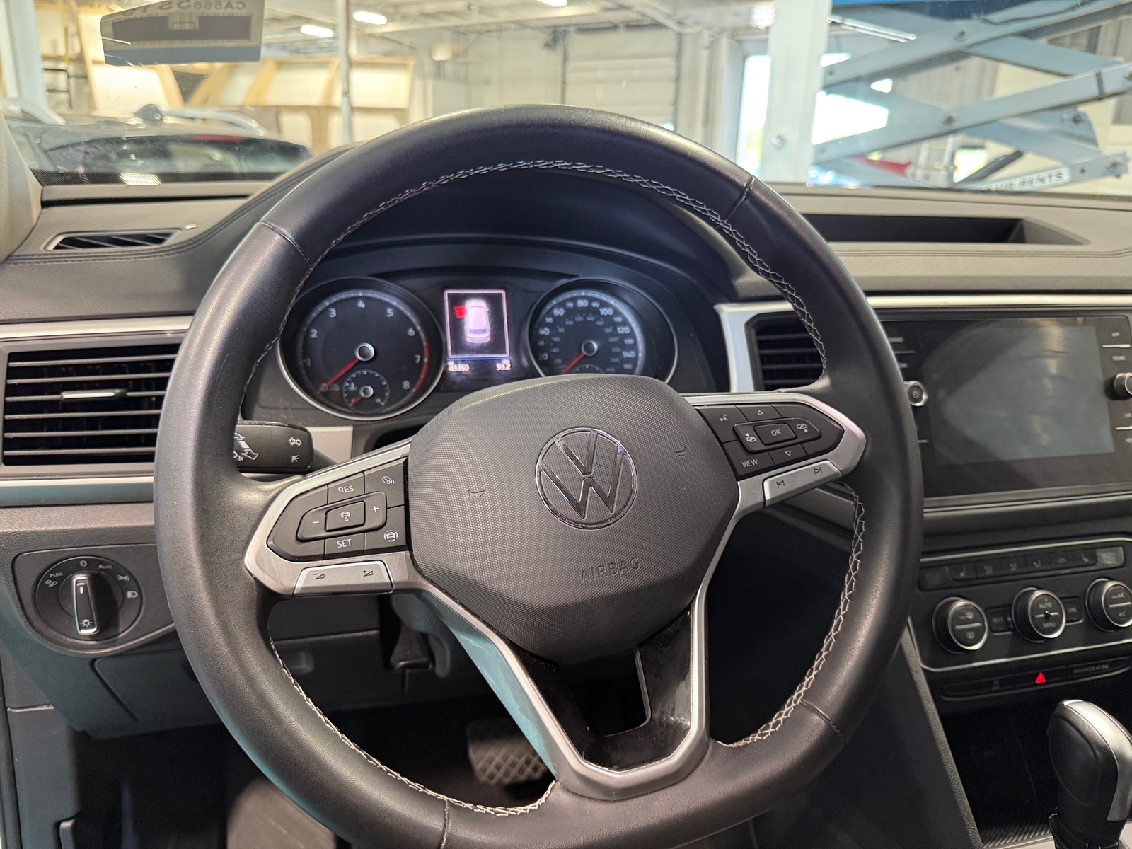 Thumbnail: 2021 Volkswagen Atlas - 4