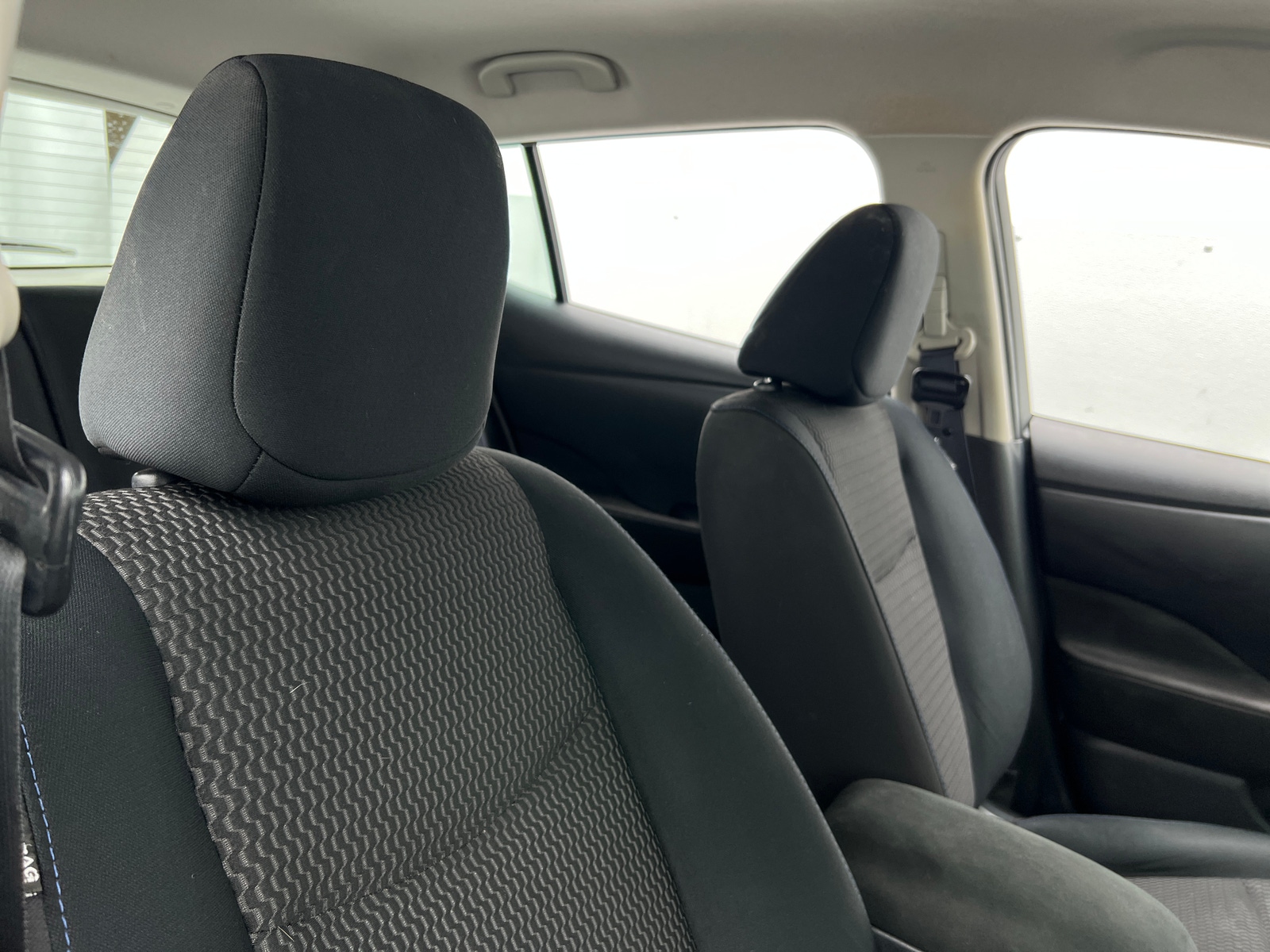 Thumbnail: 2015 Nissan Leaf - 2
