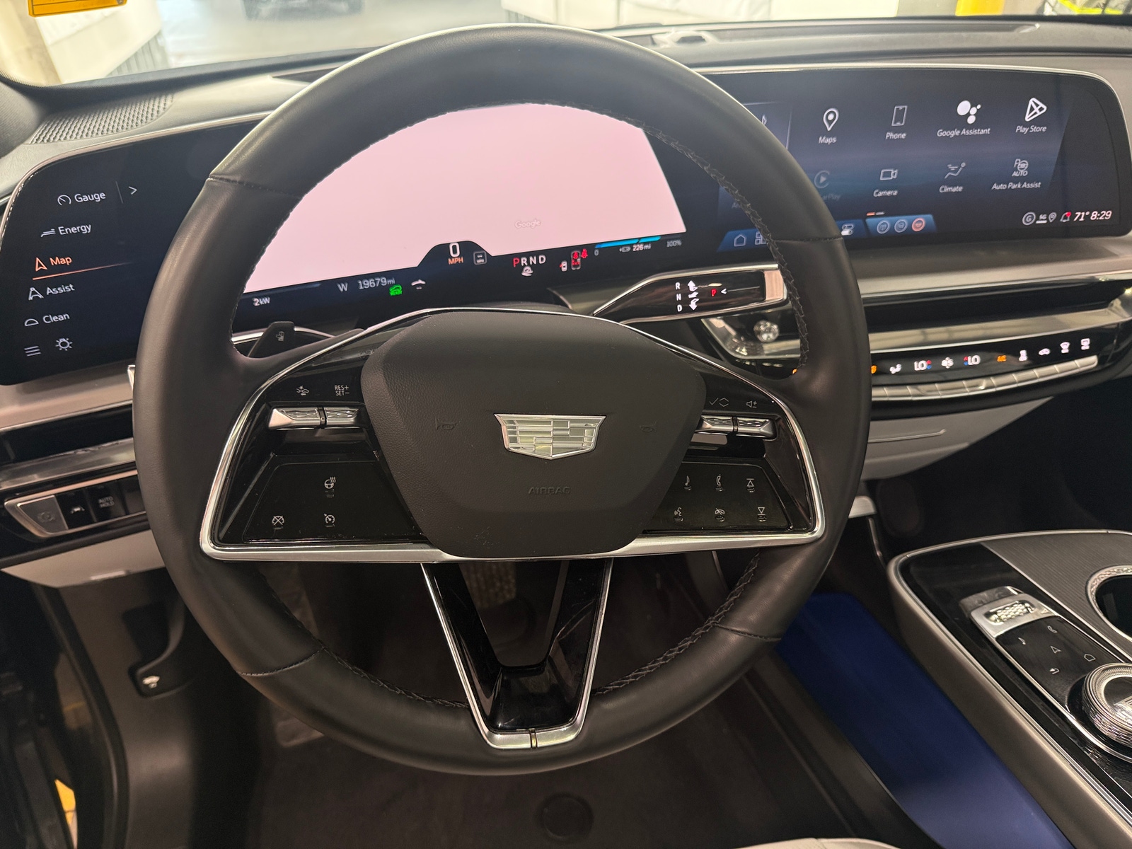 Thumbnail: 2024 Cadillac Lyriq - 4