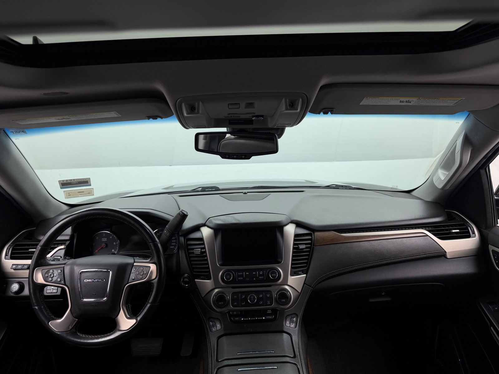 Thumbnail: 2019 GMC Yukon - 2