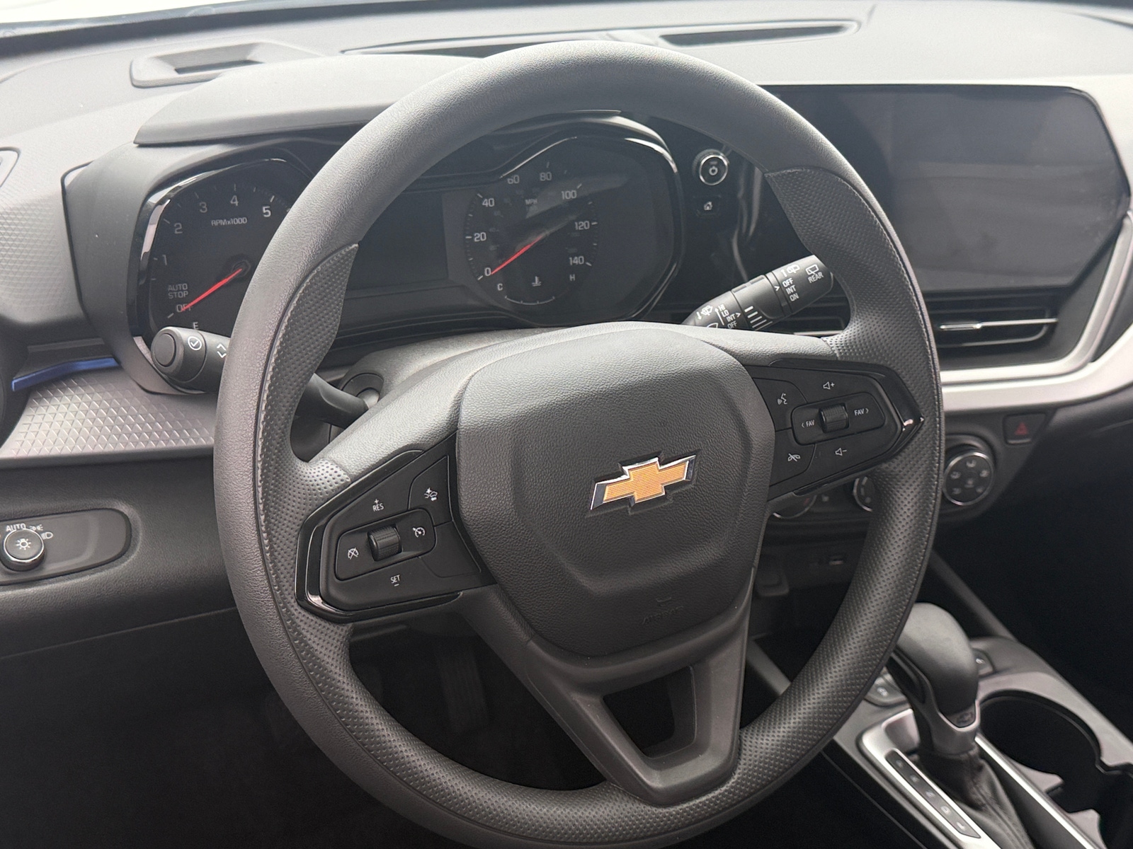 Thumbnail: 2026 Chevrolet Trax - 5