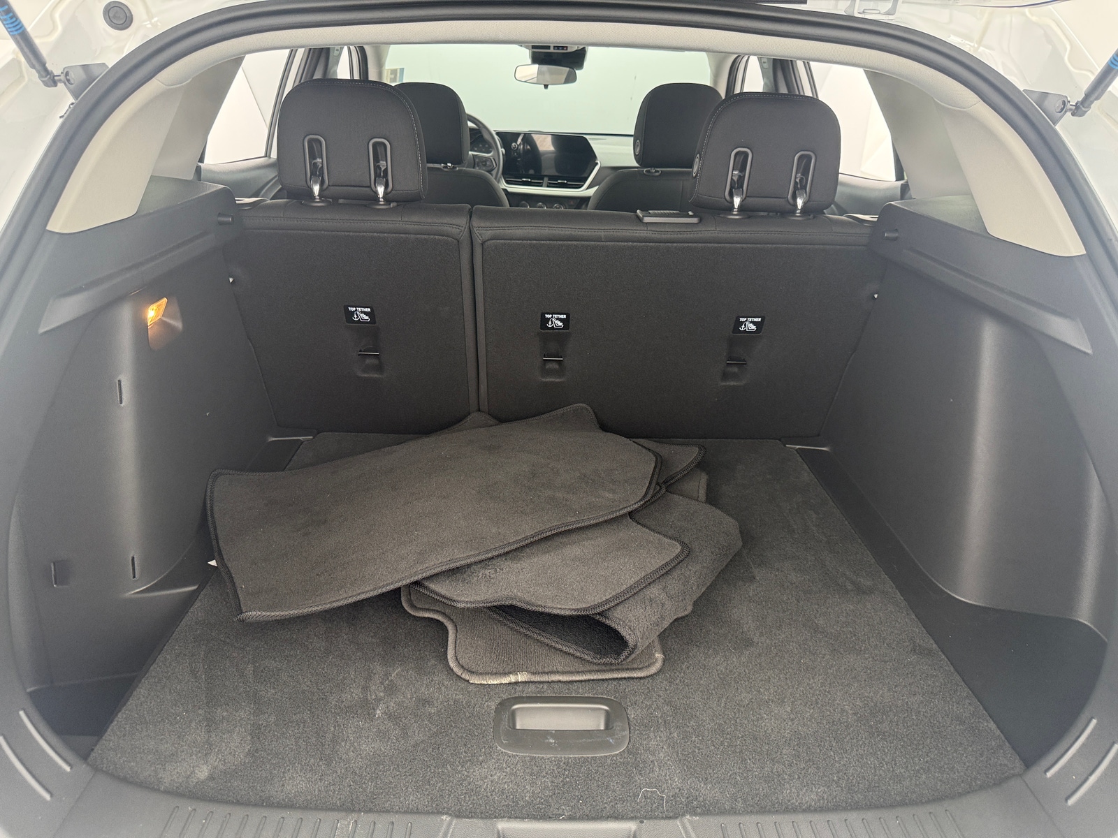 Thumbnail: 2026 Chevrolet Trax - 7
