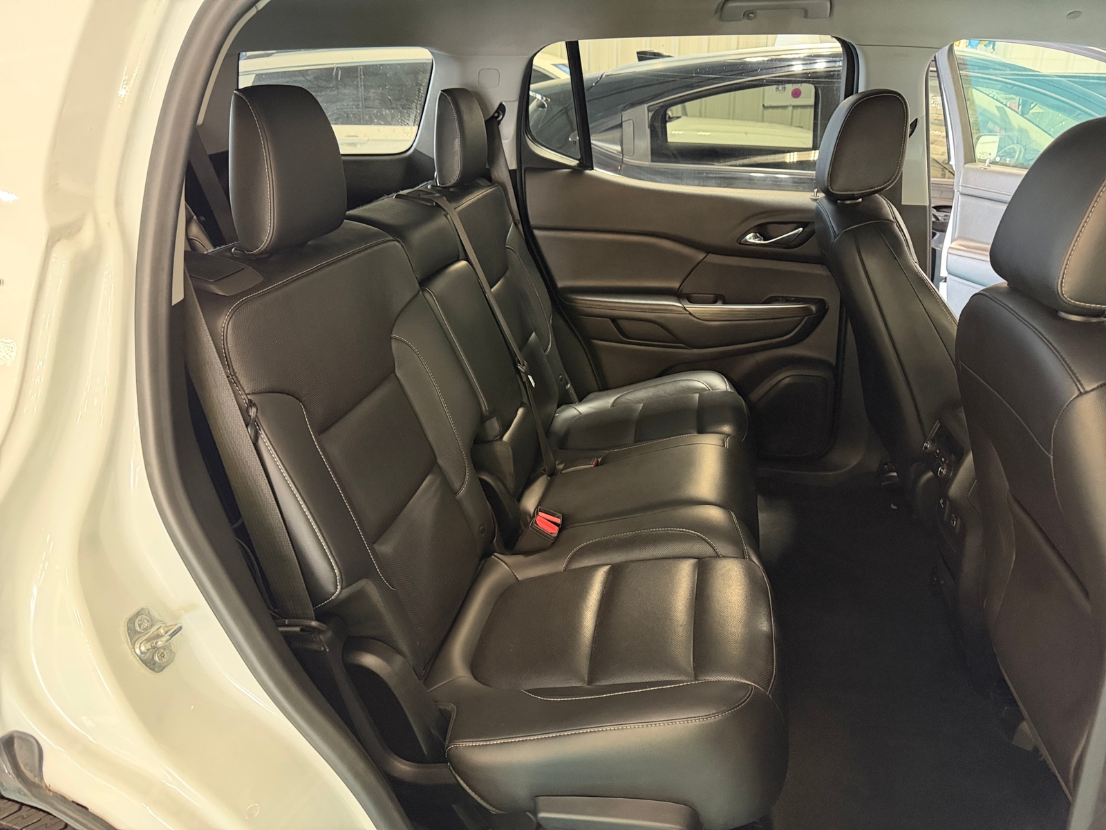 Thumbnail: 2019 GMC Acadia - 5