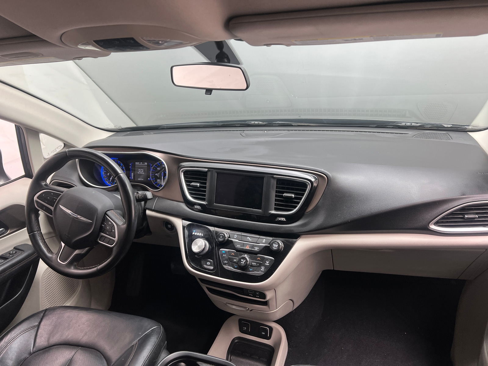 Thumbnail: 2018 Chrysler Pacifica - 2