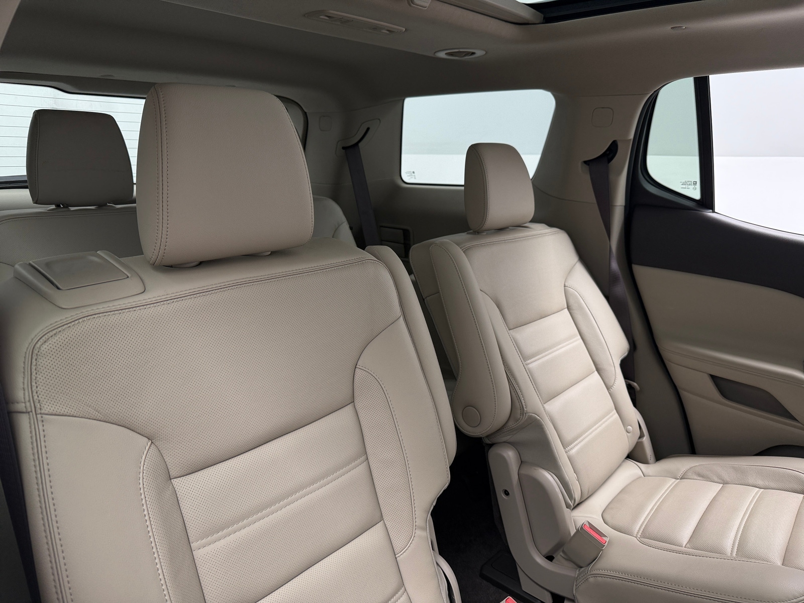 Thumbnail: 2017 GMC Acadia - 5
