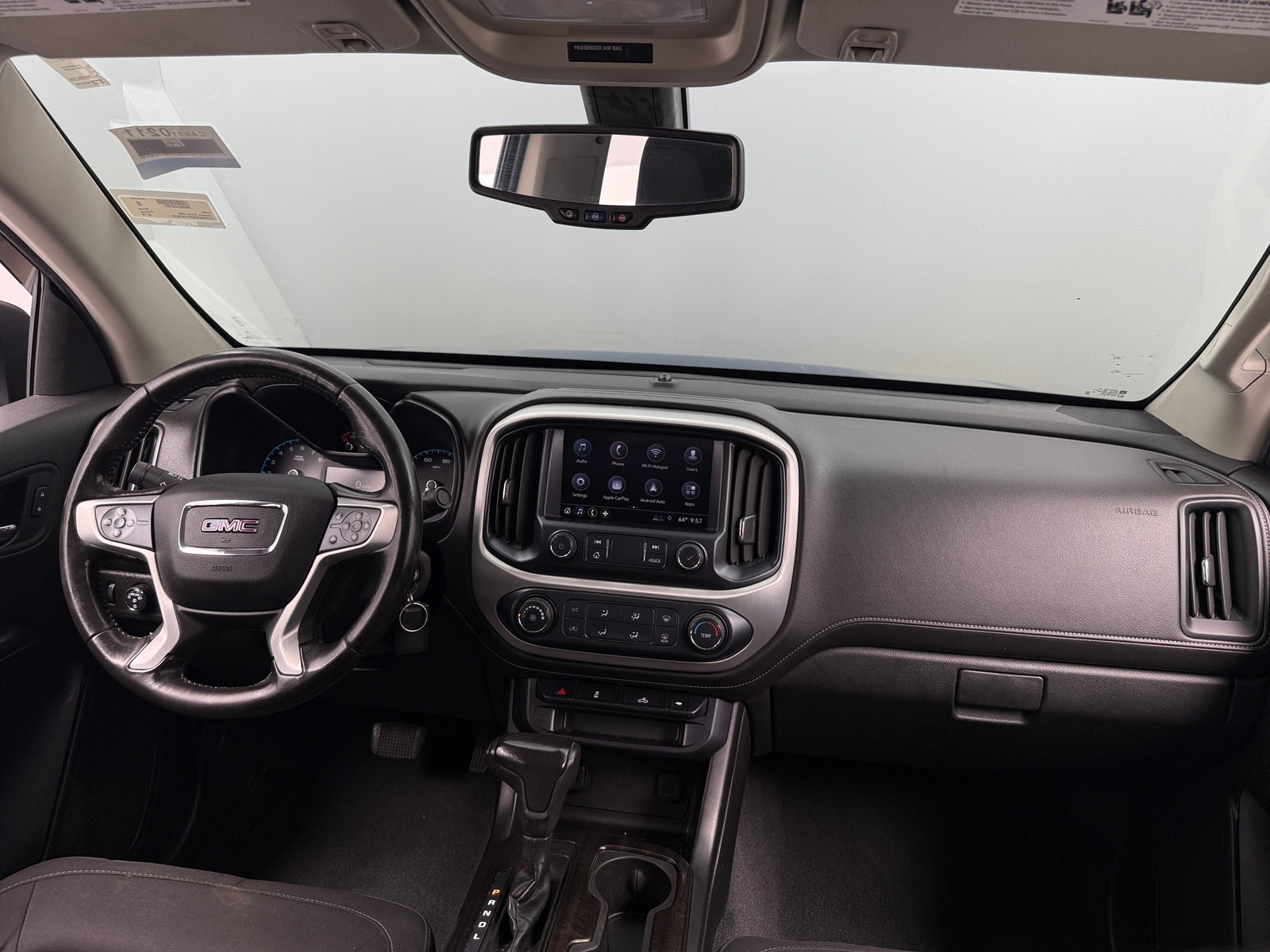 Thumbnail: 2019 GMC Canyon - 3