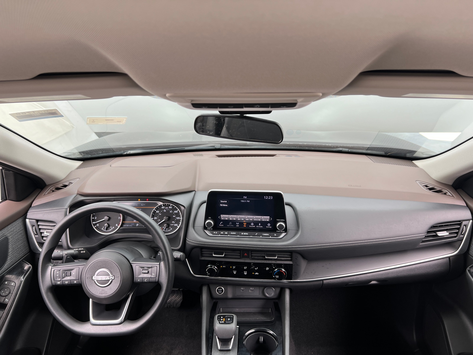 Thumbnail: 2023 Nissan Rogue - 3