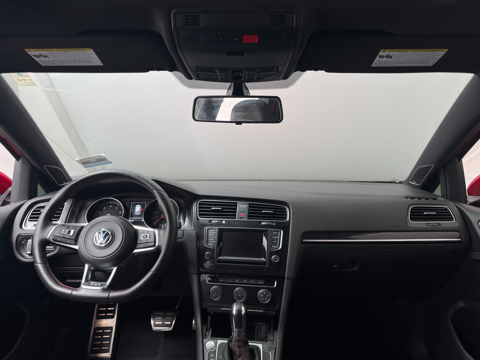 Thumbnail: 2015 Volkswagen Golf - 3