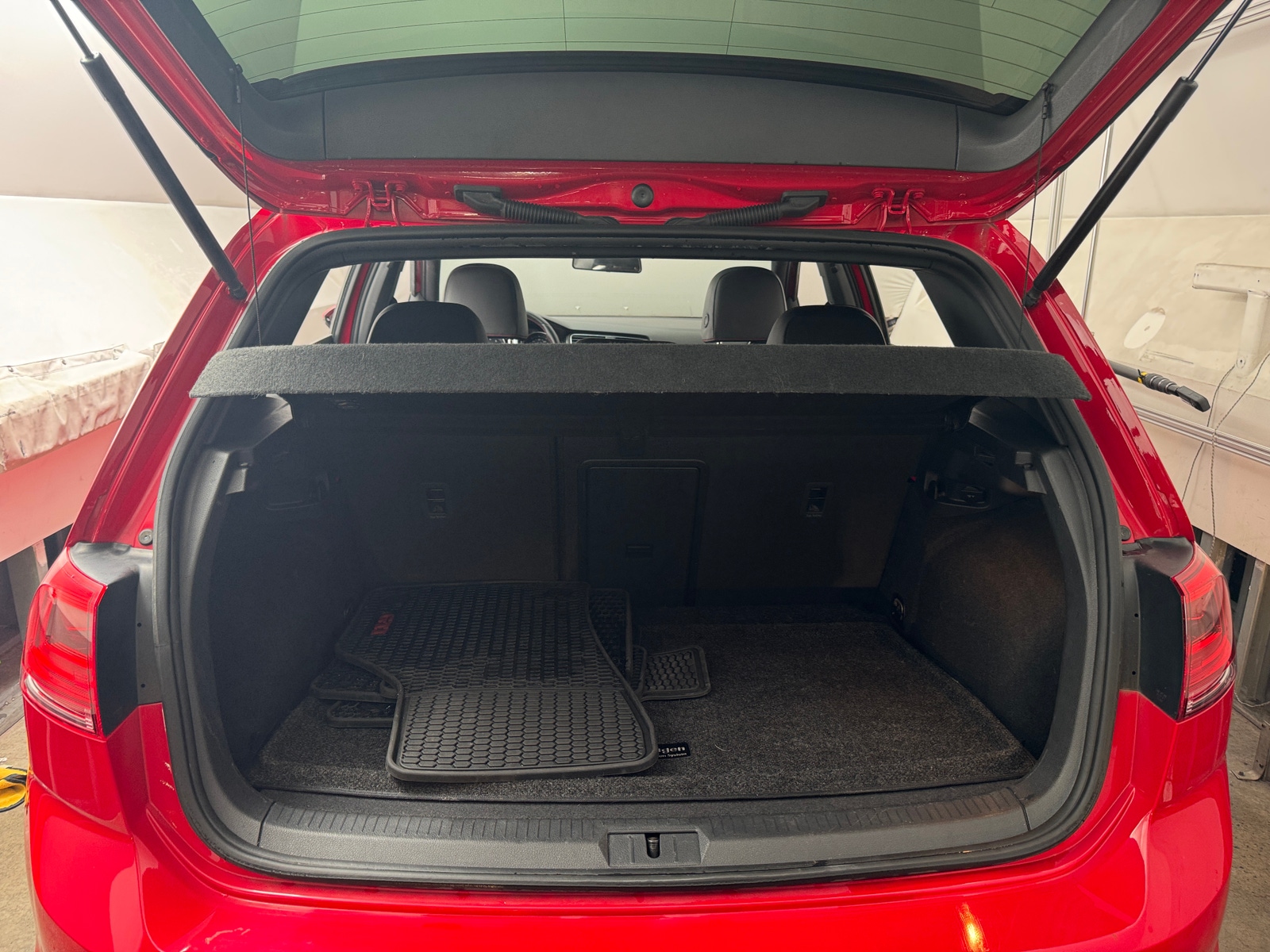 Thumbnail: 2015 Volkswagen Golf - 7