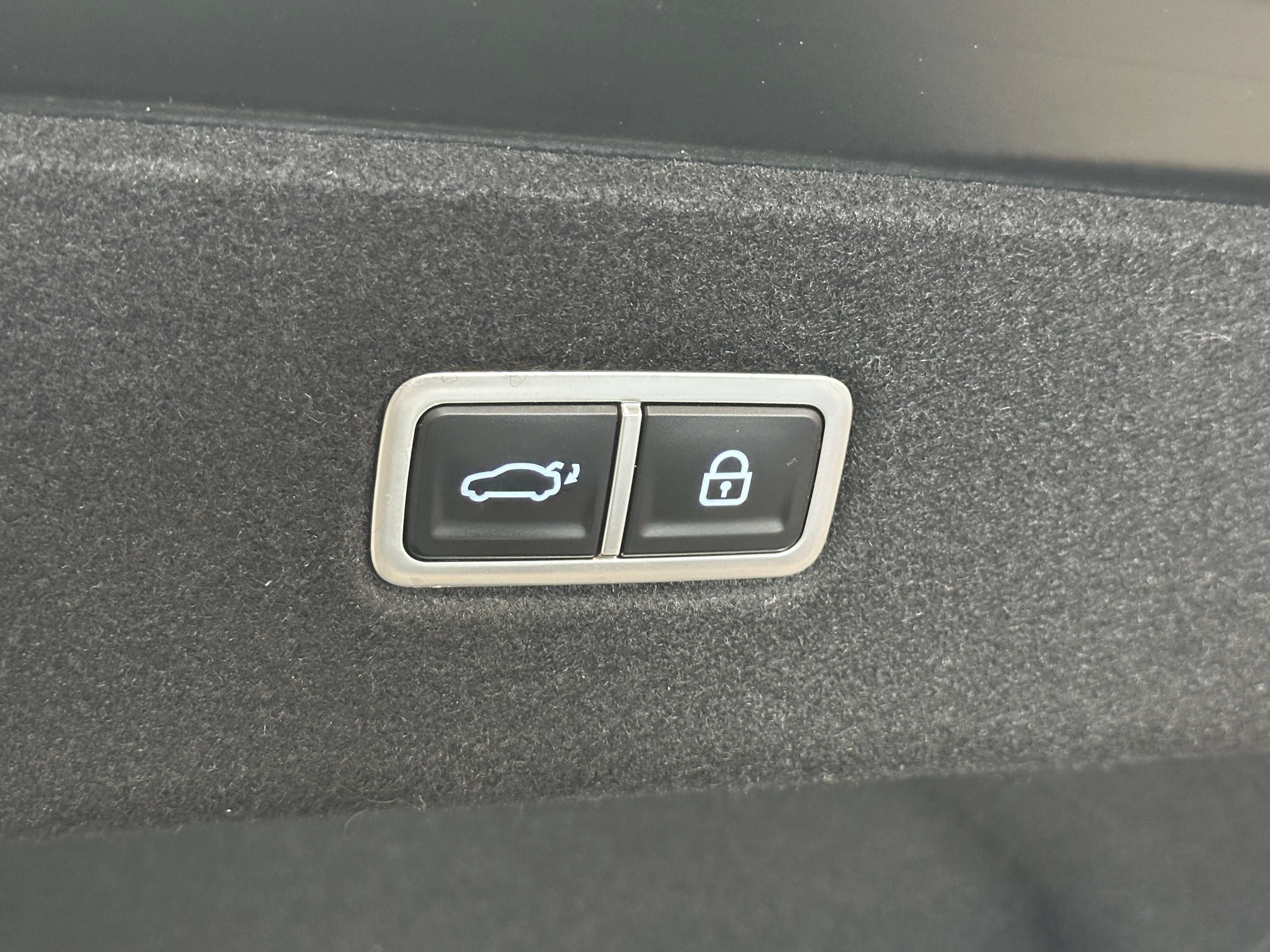 Used 2023 Hyundai IONIQ 6 SEL with VIN KMHM34AA7PA040356 for sale in Auburn, WA