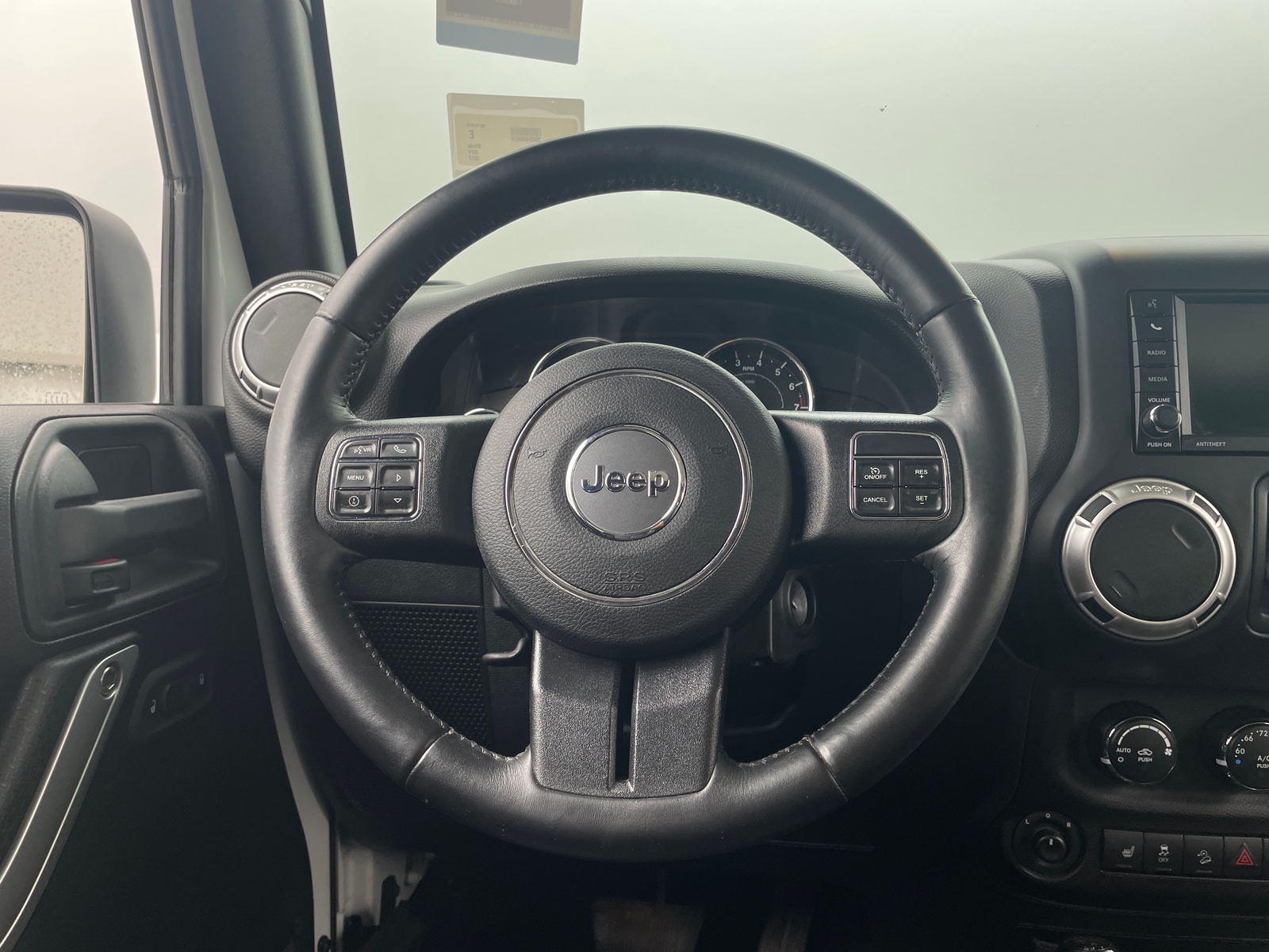 Thumbnail: 2017 Jeep Wrangler - 5