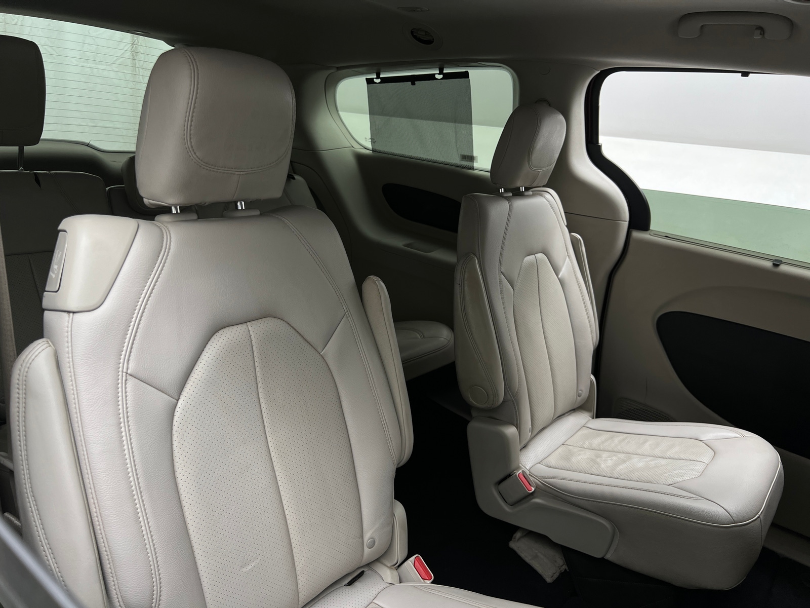 Thumbnail: 2021 Chrysler Pacifica - 5