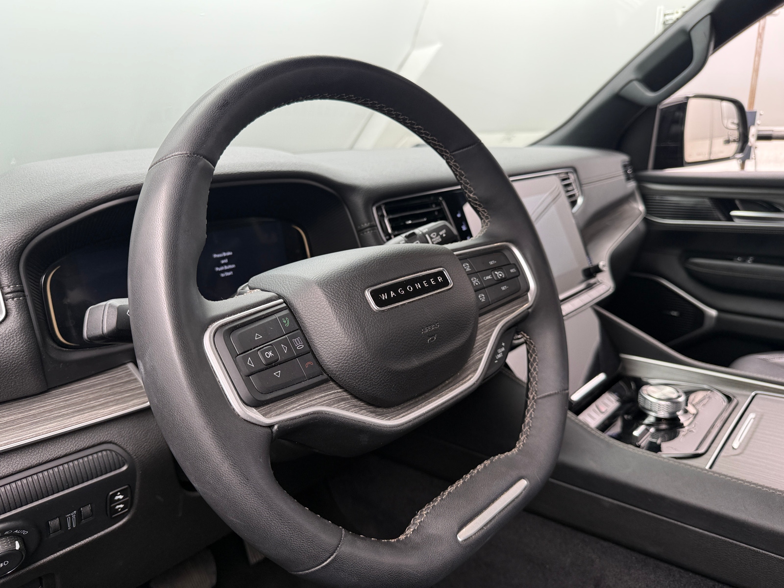 Thumbnail: 2024 Jeep Wagoneer - 4