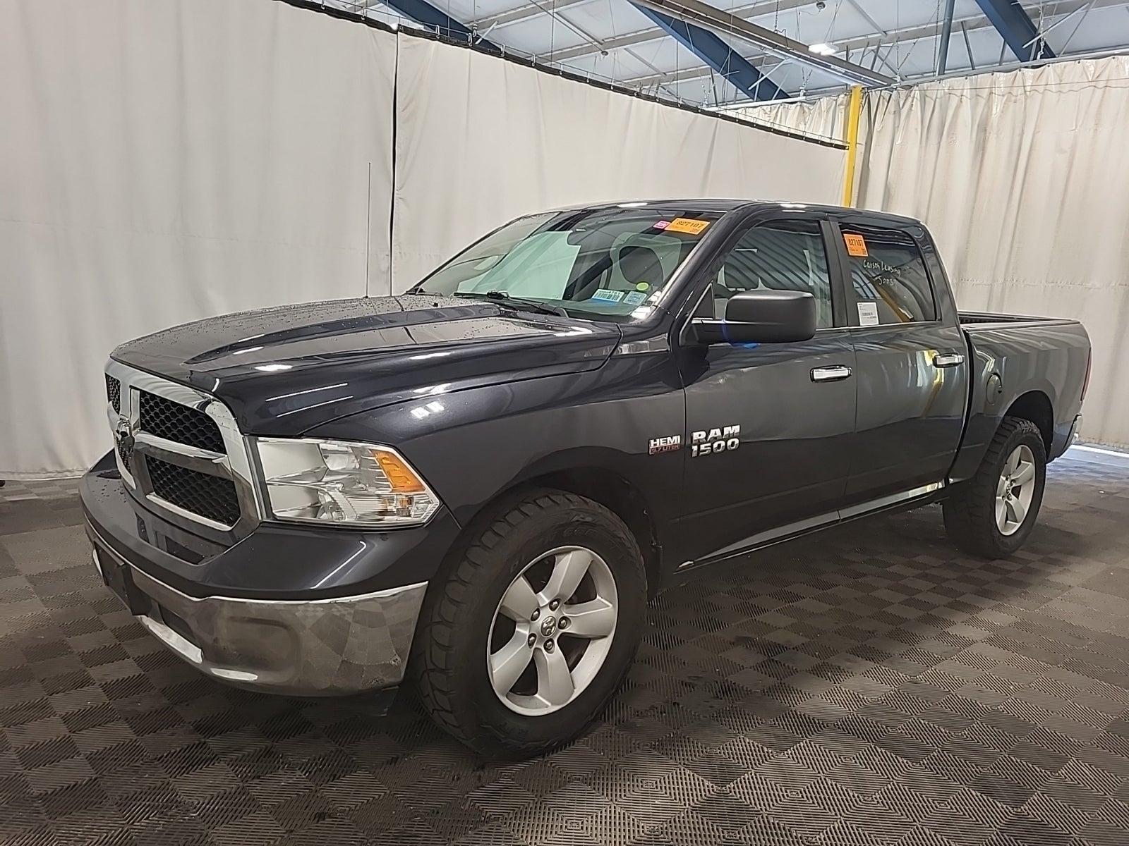 2018 Ram 1500 SLT 4x4 Crew Cab 5'7" Box