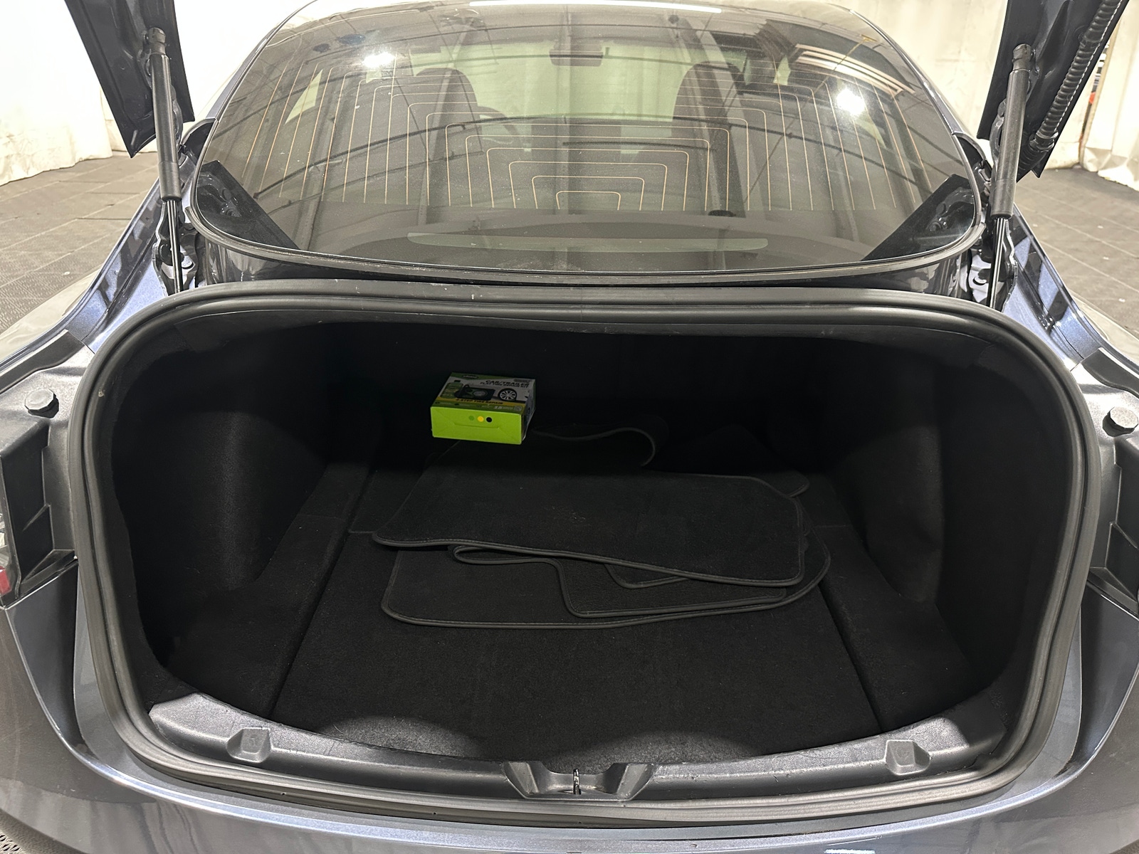 Thumbnail: 2020 Tesla Model 3 - 6