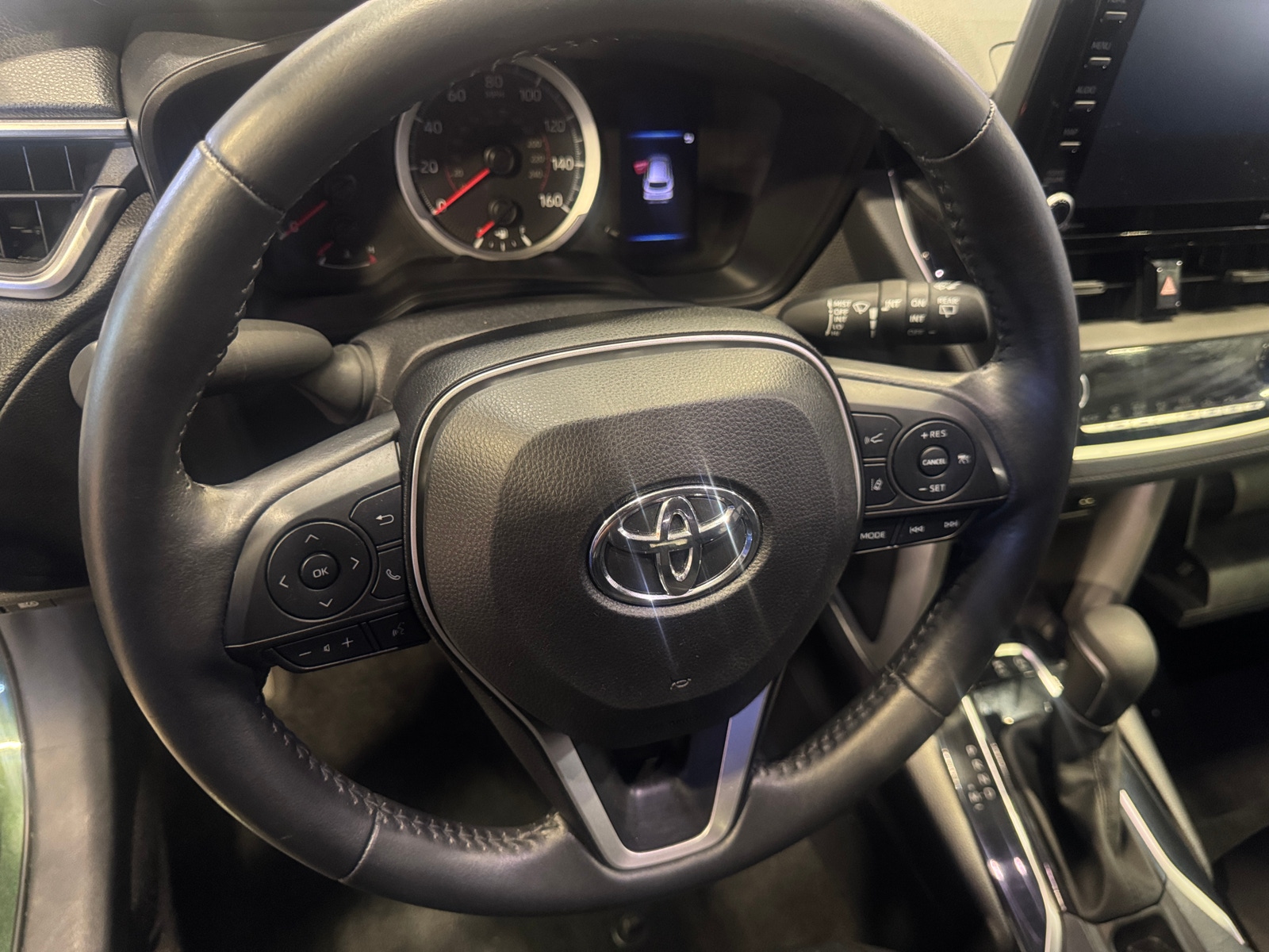 Thumbnail: 2022 Toyota Corolla Cross - 5