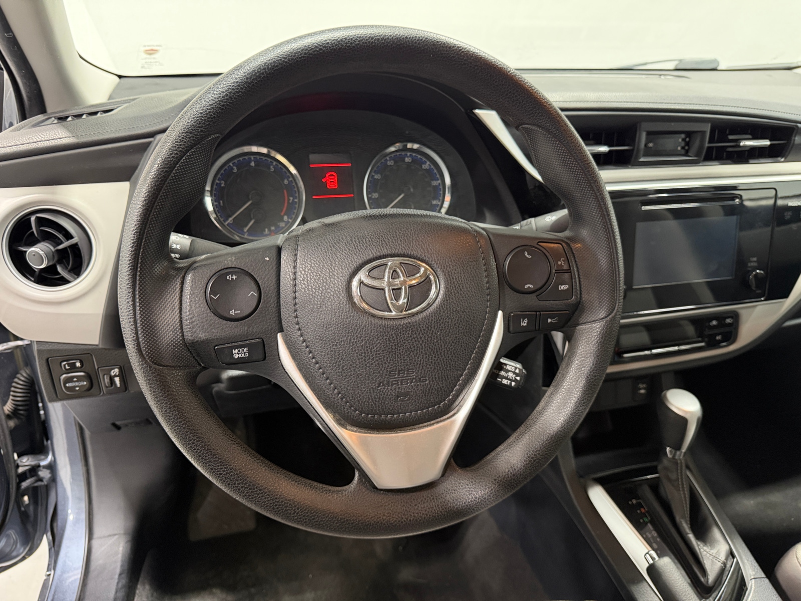 Thumbnail: 2017 Toyota Corolla - 5