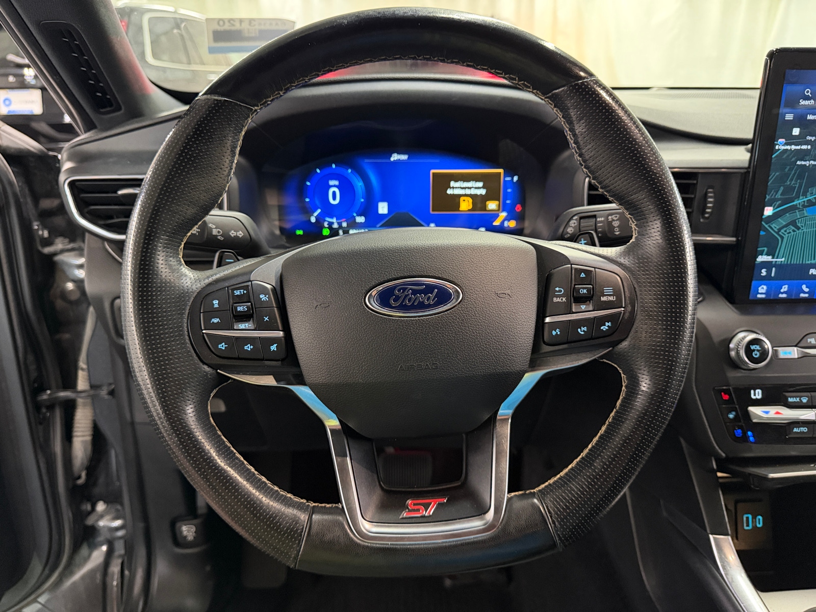 Thumbnail: 2020 Ford Explorer - 4