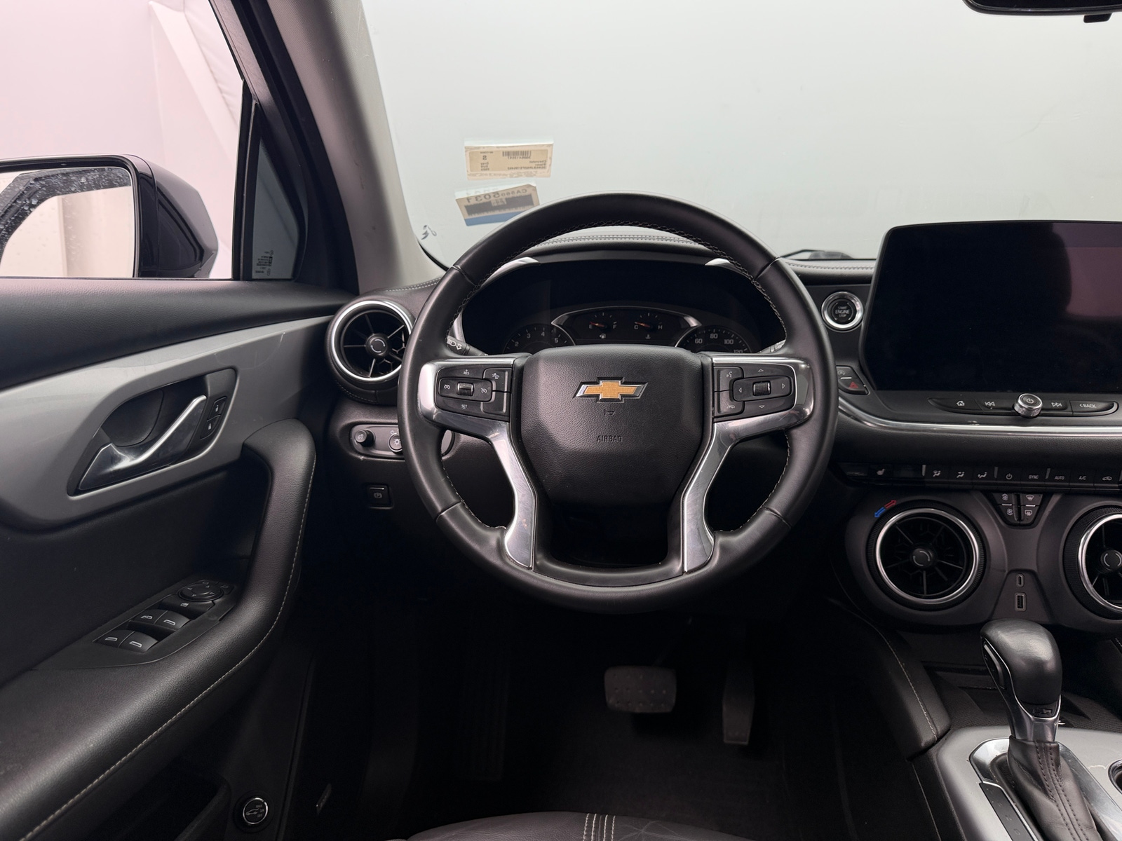Thumbnail: 2023 Chevrolet Blazer - 4