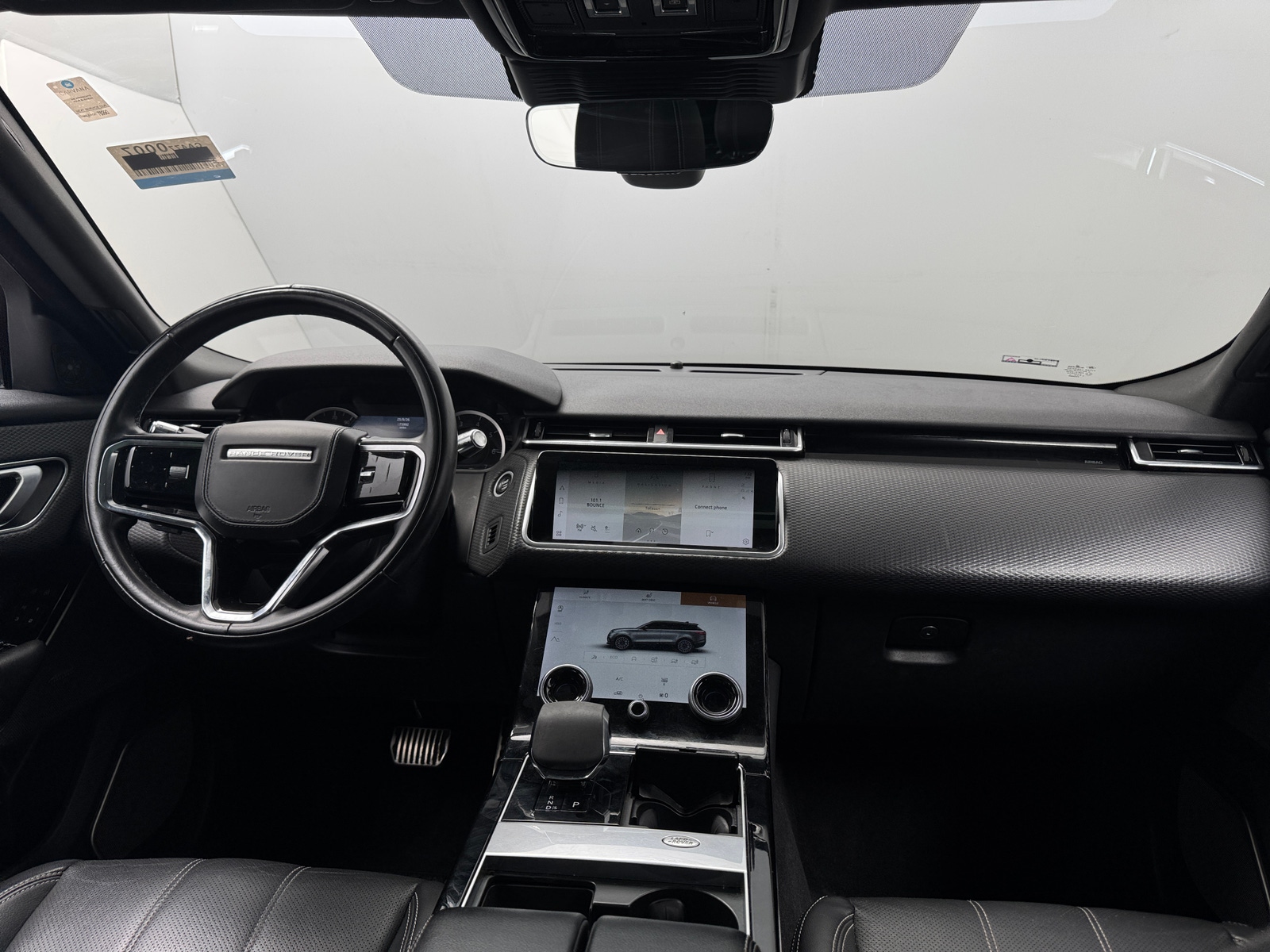 Thumbnail: 2021 Land Rover Range Rover Velar - 3