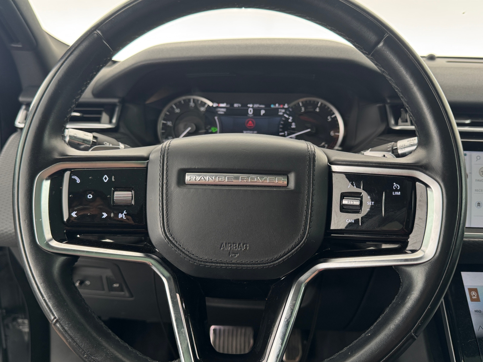 Thumbnail: 2021 Land Rover Range Rover Velar - 5