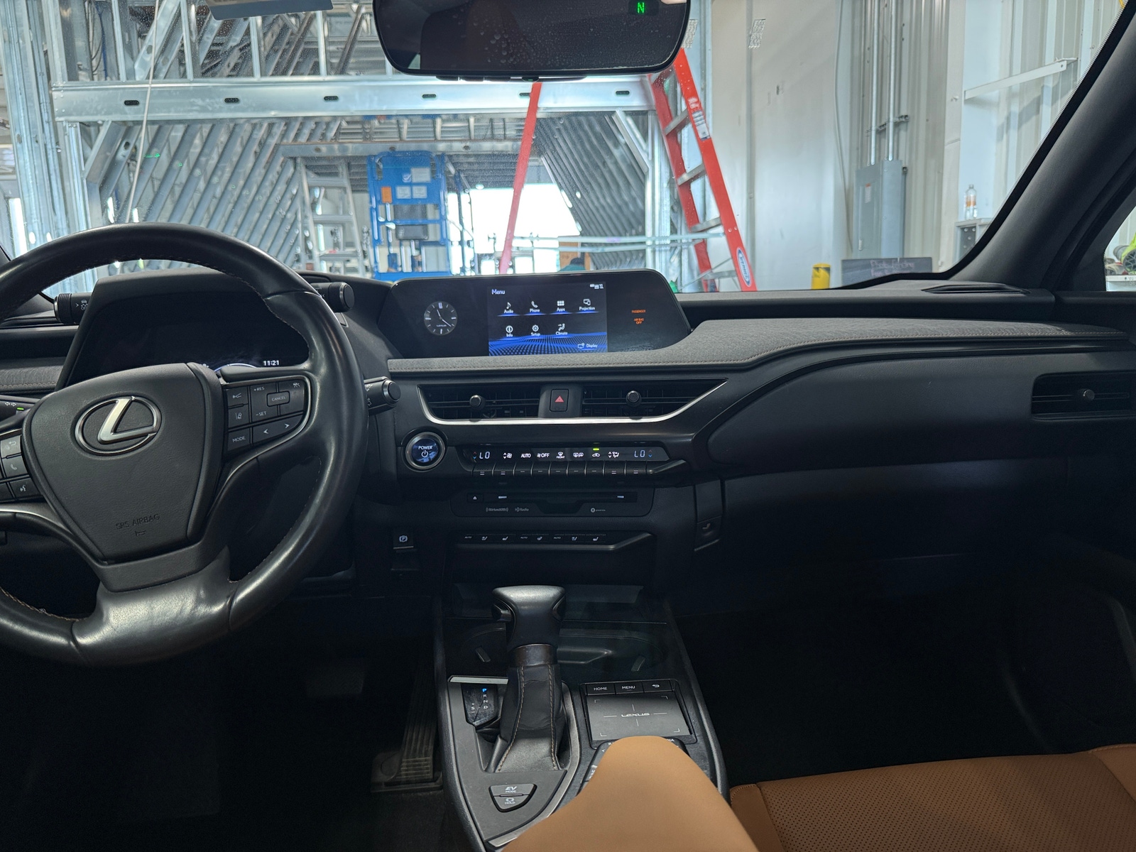 Thumbnail: 2019 Lexus UX - 2