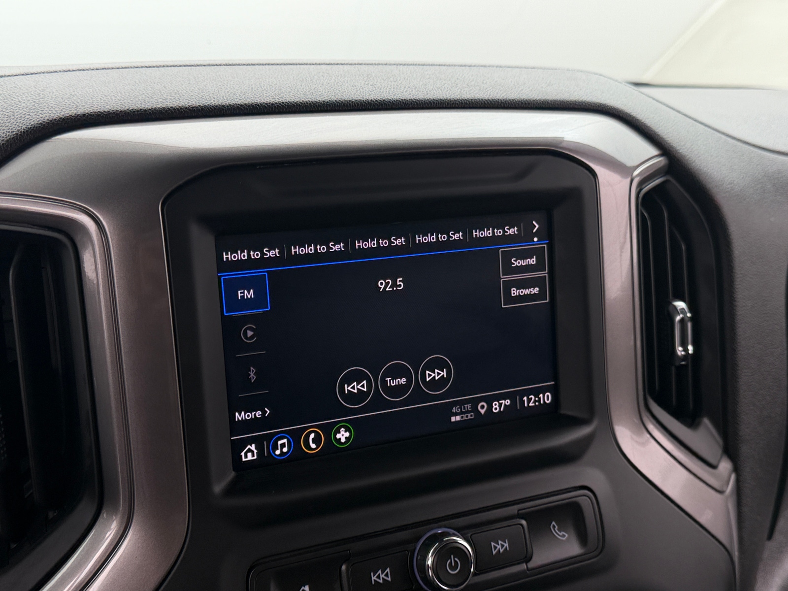 Thumbnail: 2025 Chevrolet Silverado 1500 - 3