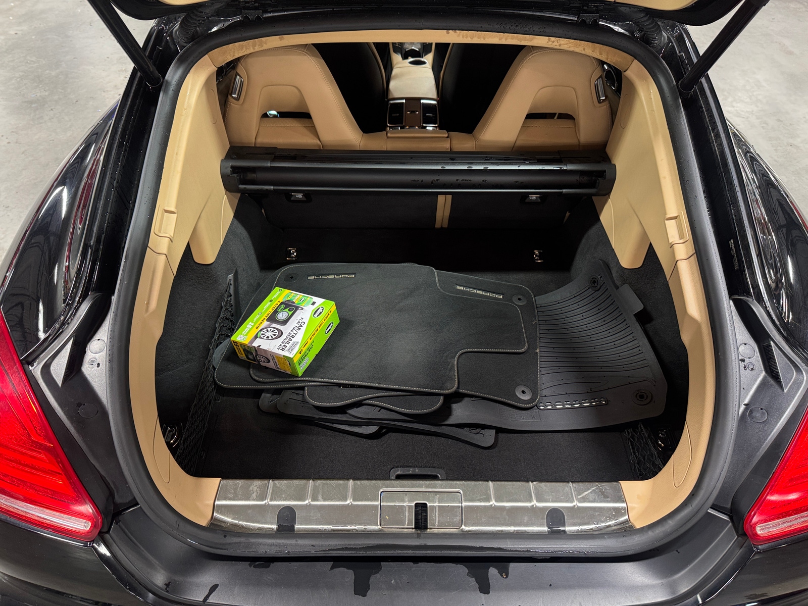 Thumbnail: 2016 Porsche Panamera - 6