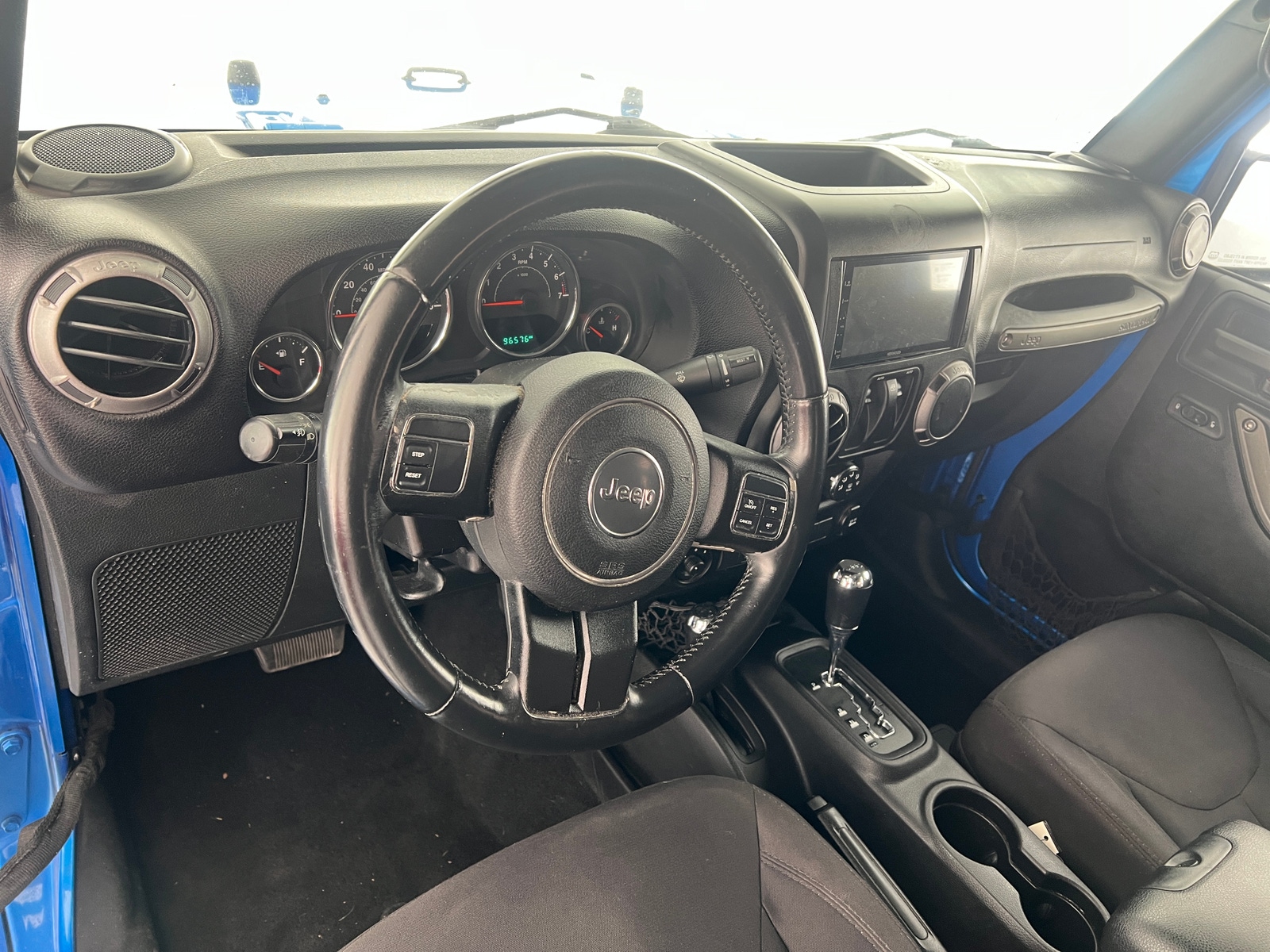Thumbnail: 2015 Jeep Wrangler - 3