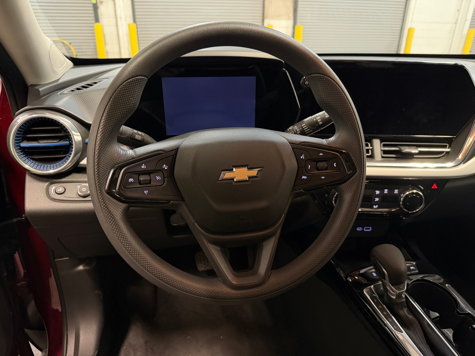 Thumbnail: 2025 Chevrolet Trax - 4