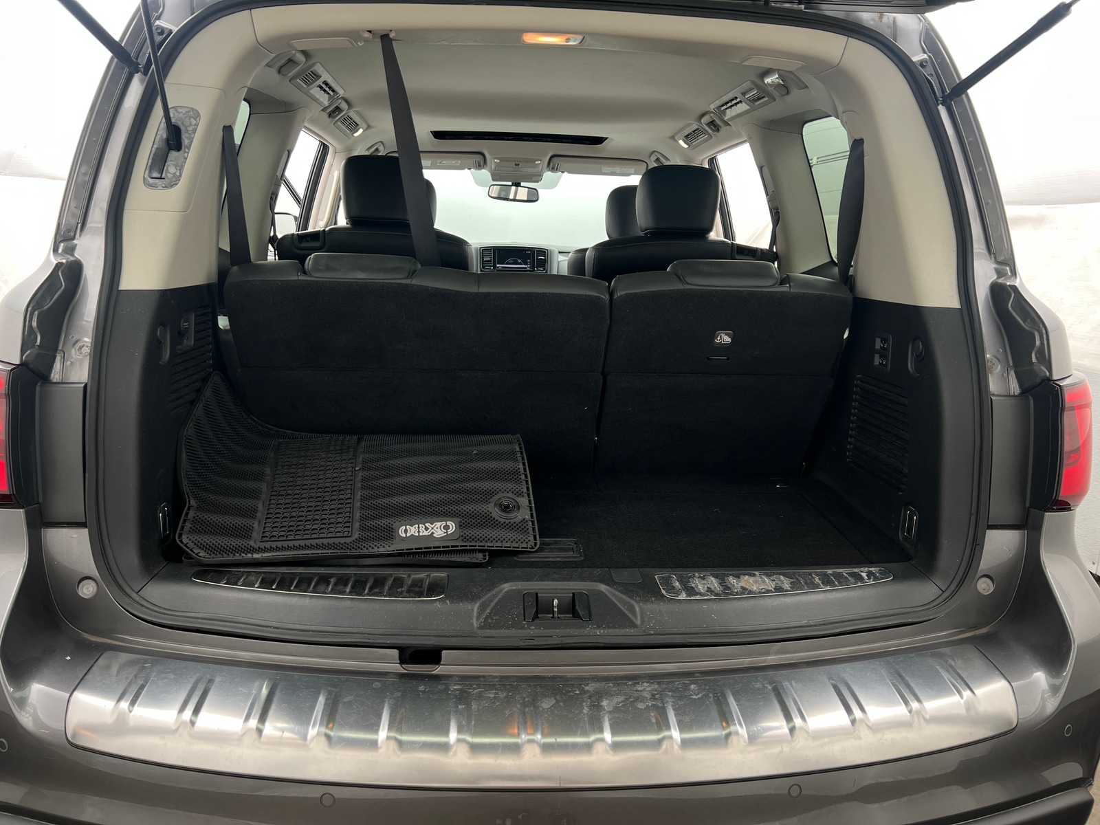 Thumbnail: 2020 INFINITI QX80 - 6